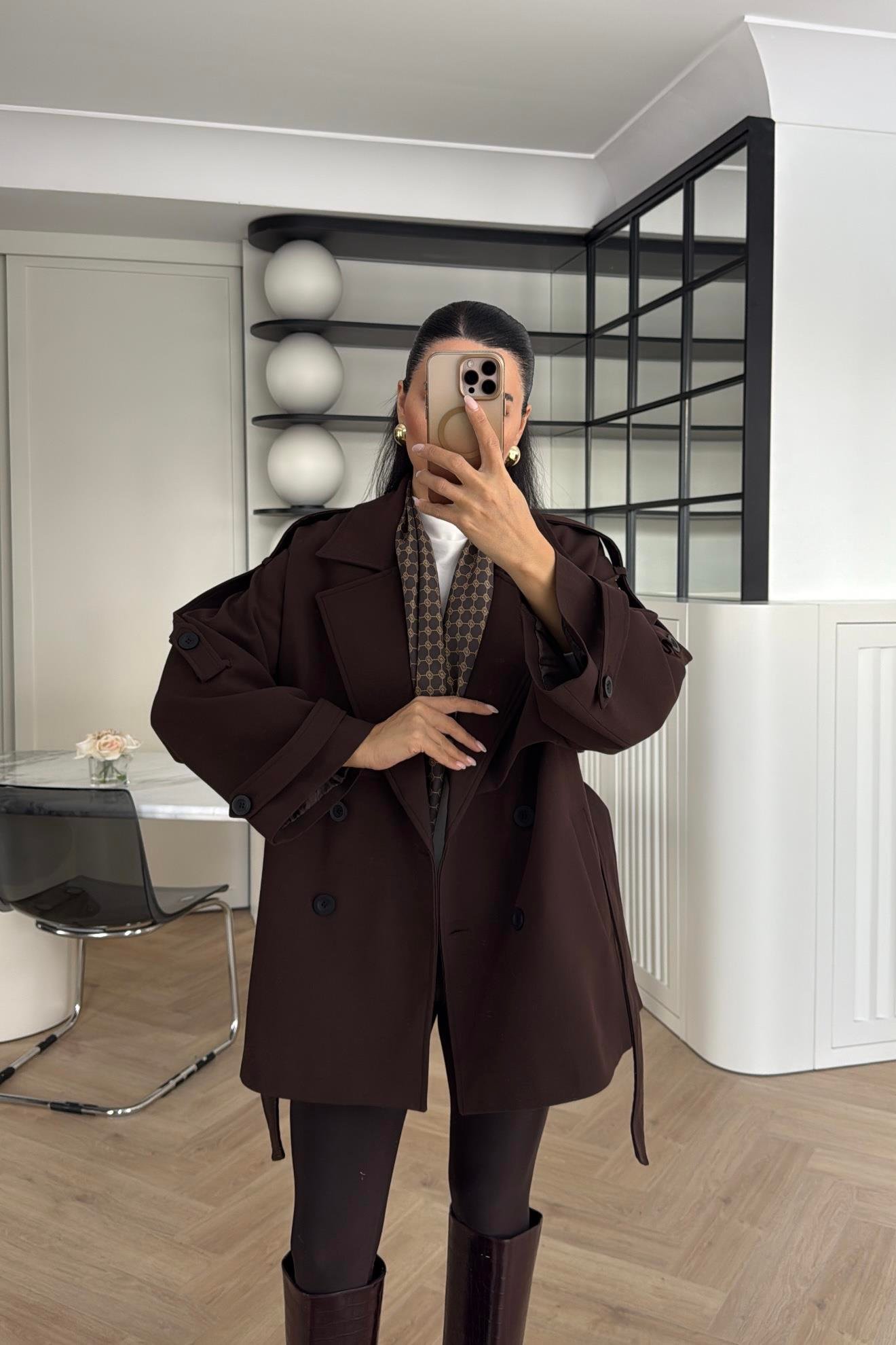 KAHVE TASARIM ASTARLI PREMIUM KISA TRENÇKOT