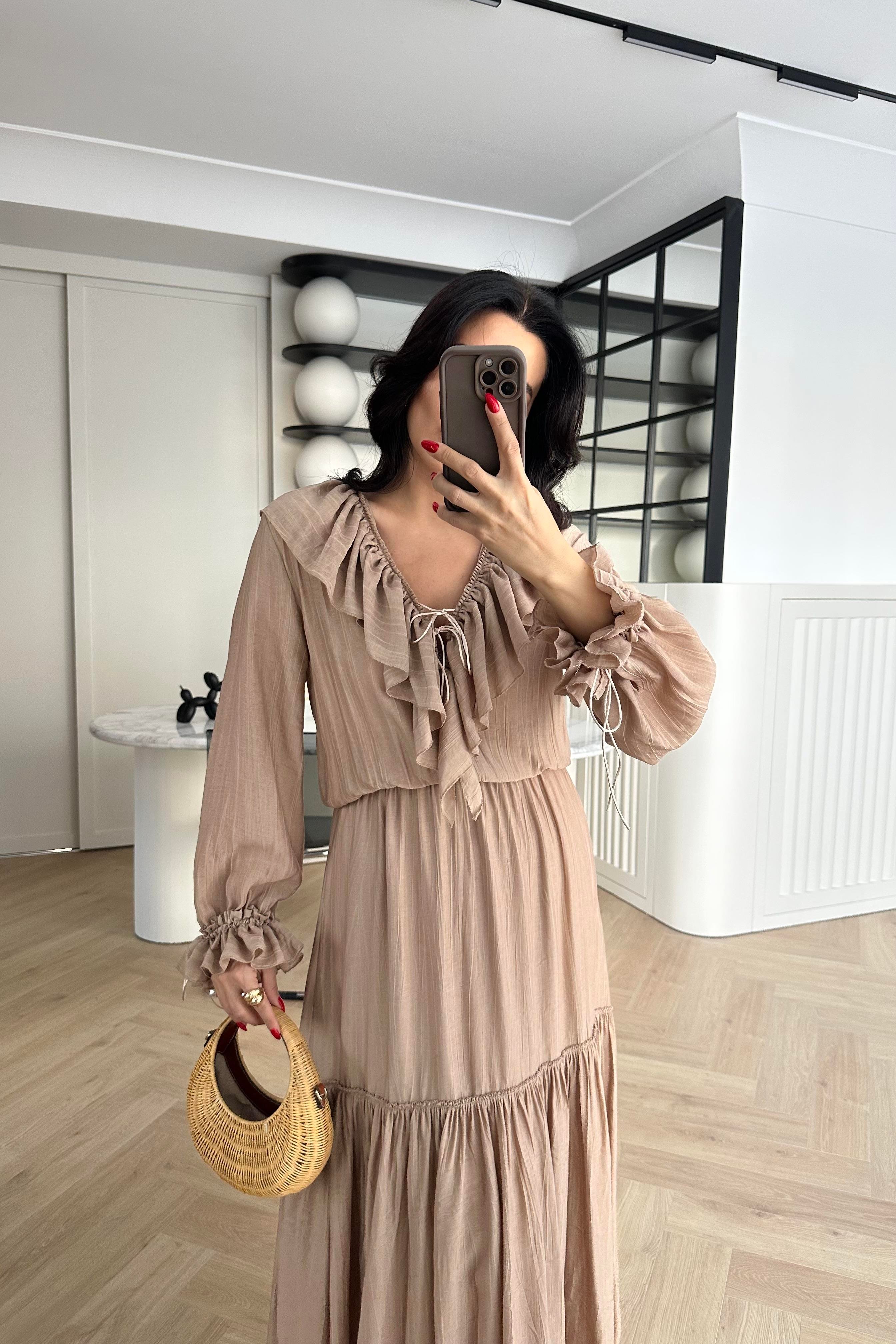 Kahve V Yaka Astarlı Tensel Kumaş Elbise