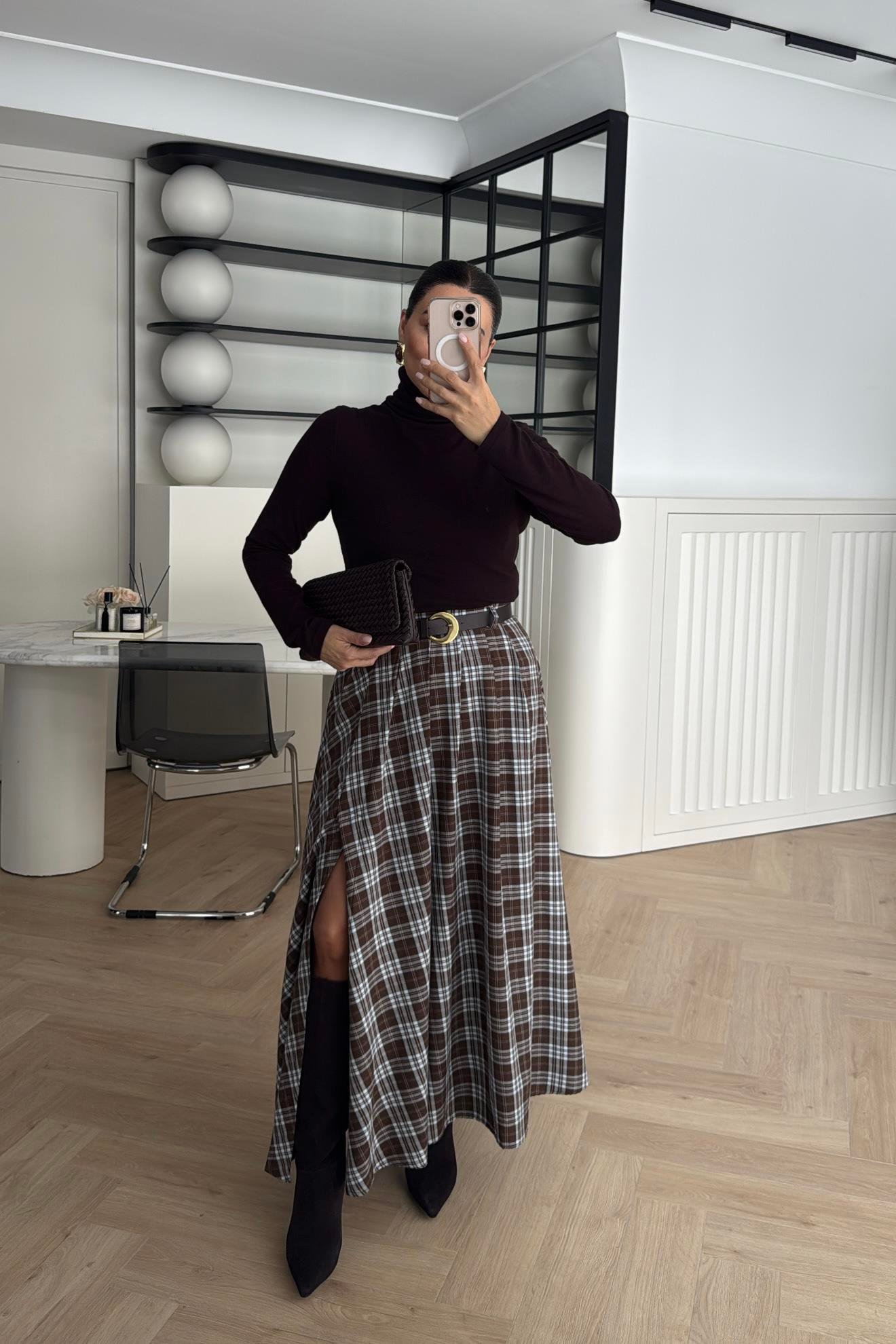 KEMER DETAYLI YIRTMAÇLI EKOSE  ETEK KAHVE 