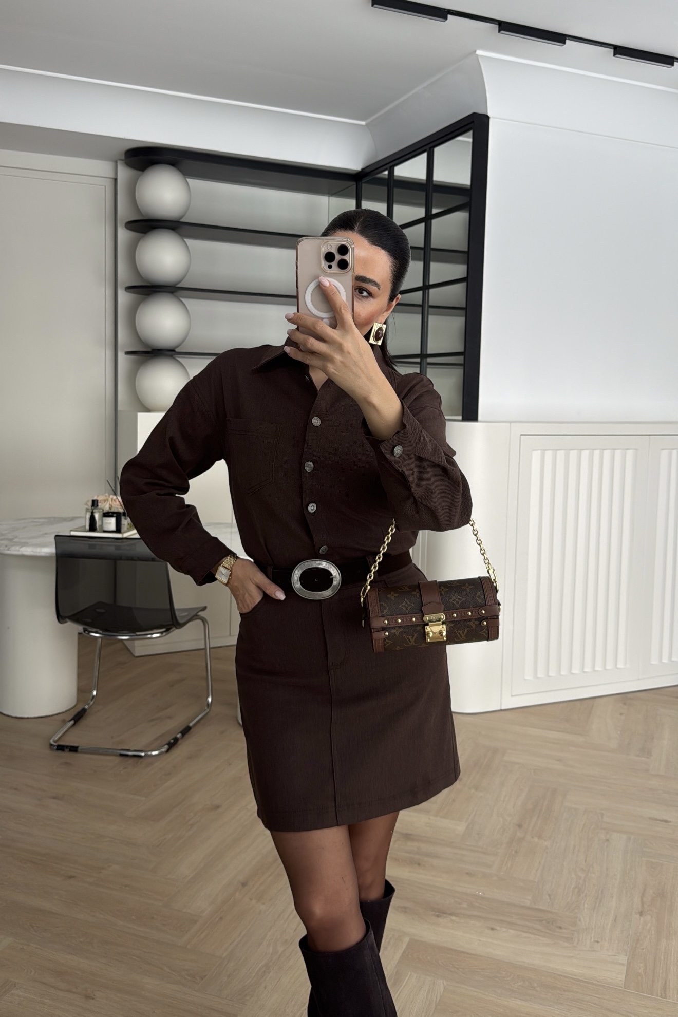 KEMERLİ ELBİSE KAHVE 