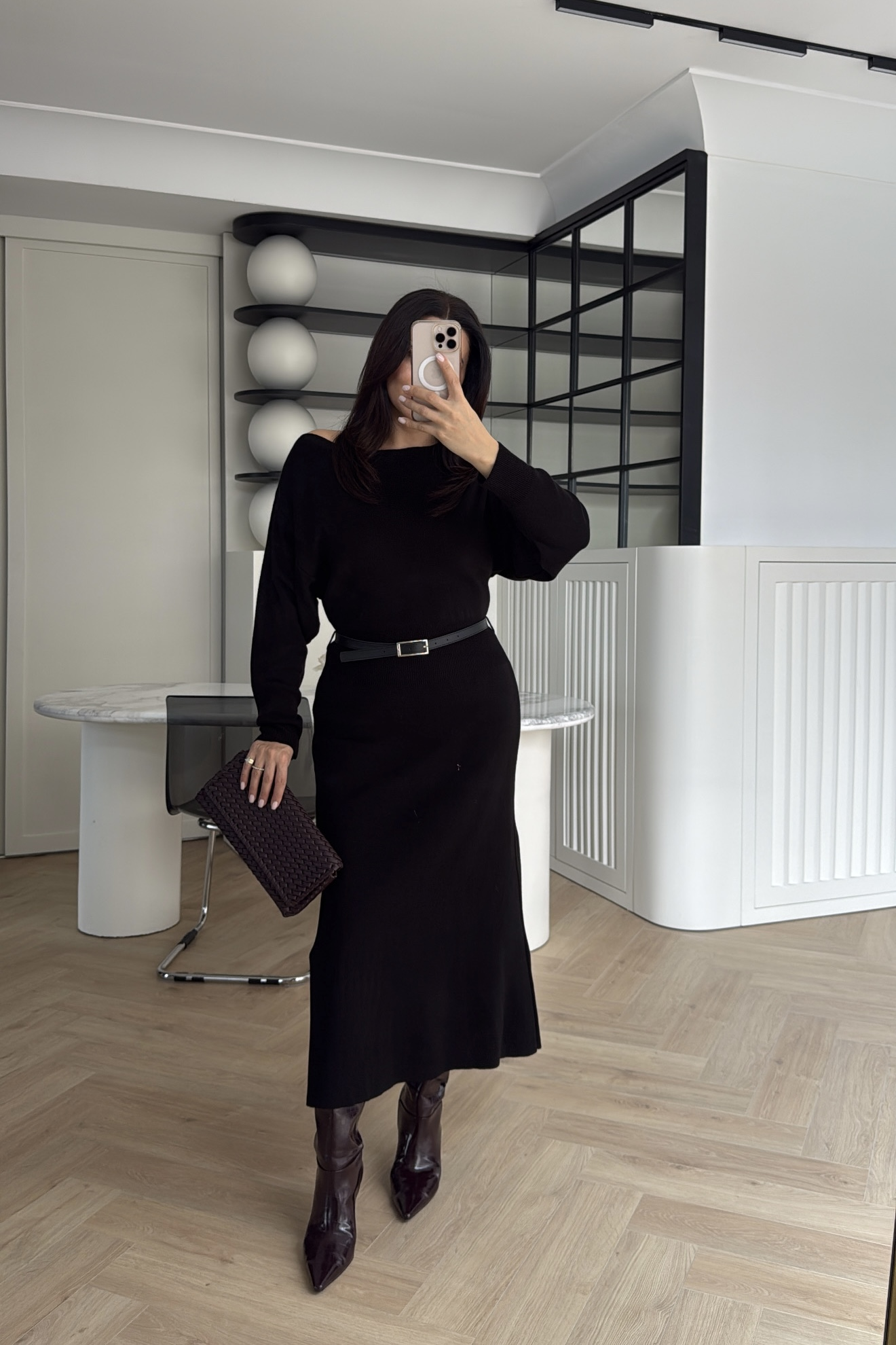 KEMERLİ TRİKO ELBİSE SİYAH