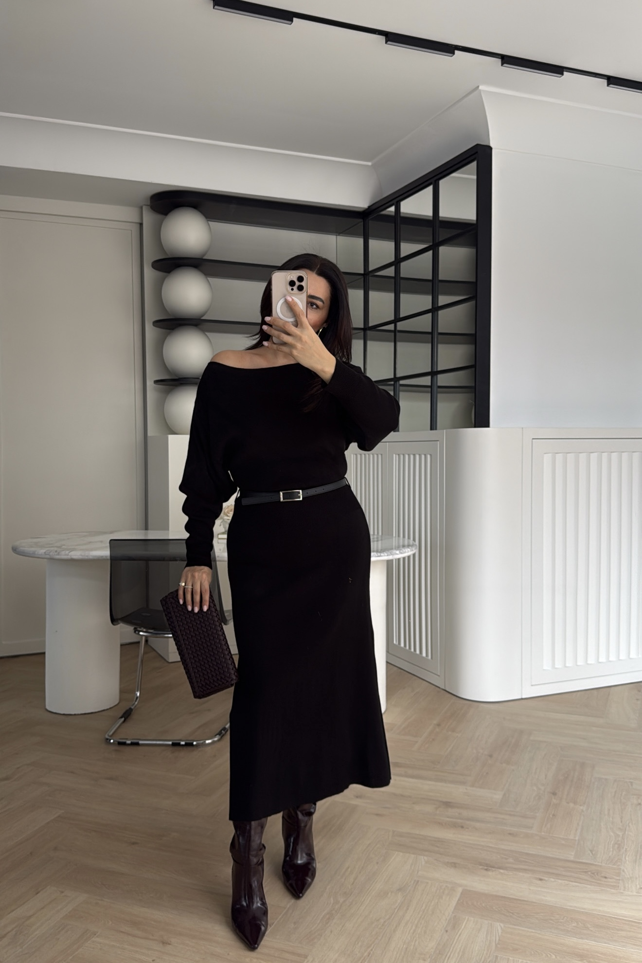 KEMERLİ TRİKO ELBİSE SİYAH