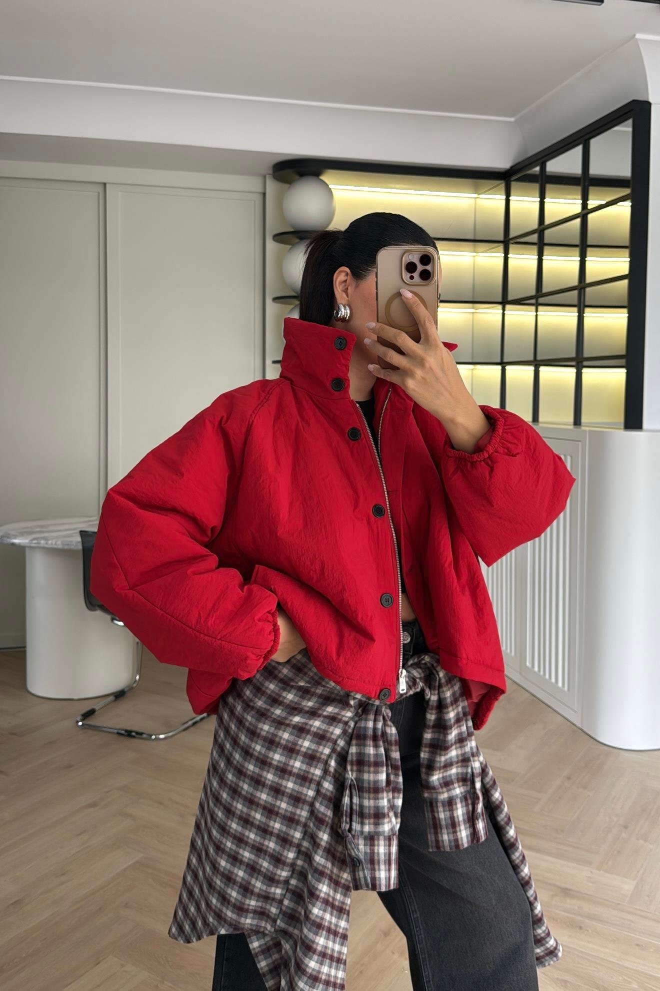 KIRMIZI ELYAF DOLGULU MONT