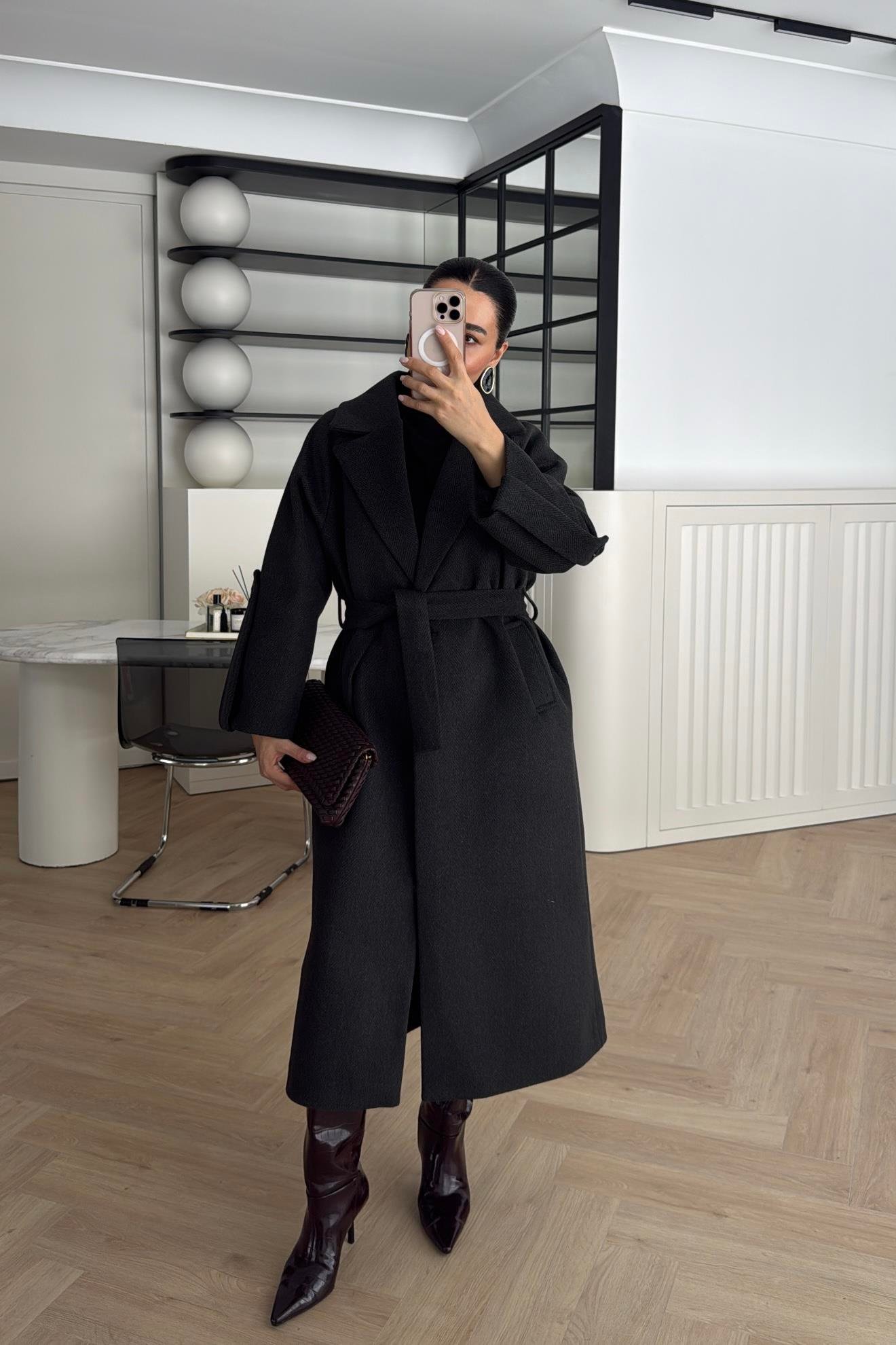 KOL DETAY BALIKSIRTI PREMİUM KAŞE KABAN SİYAH