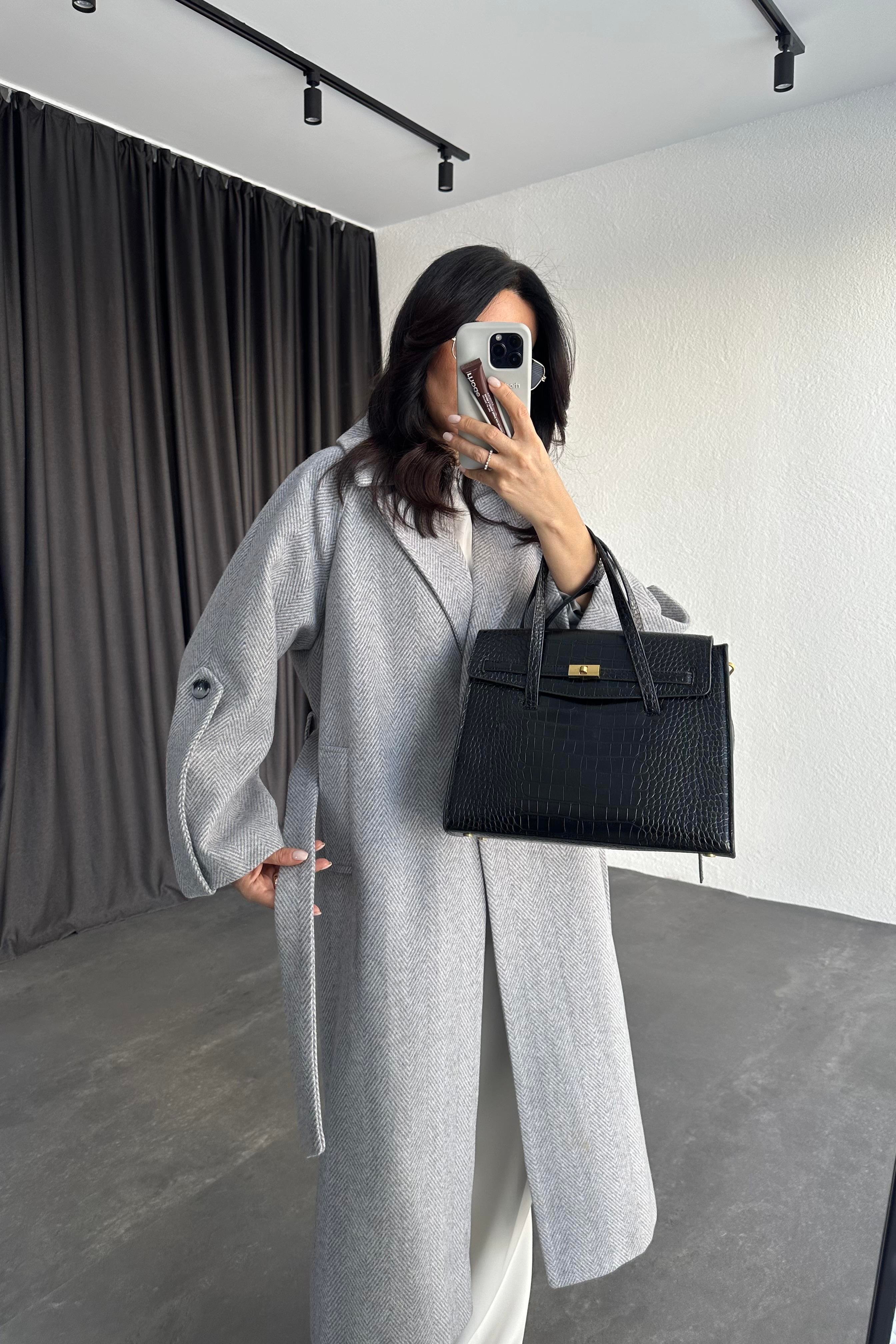 Kol Detay Gri Balıksırtı Premium Kaşe Kaban