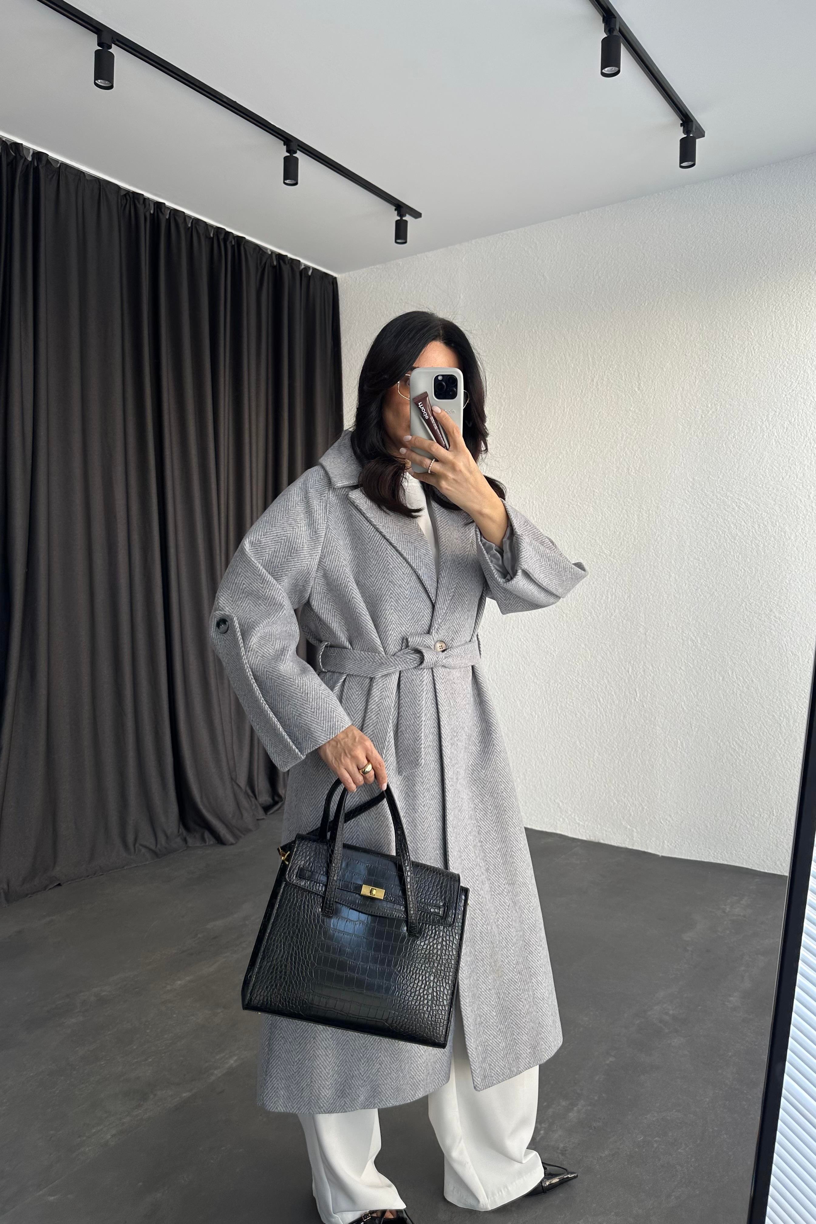 Kol Detay Gri Balıksırtı Premium Kaşe Kaban