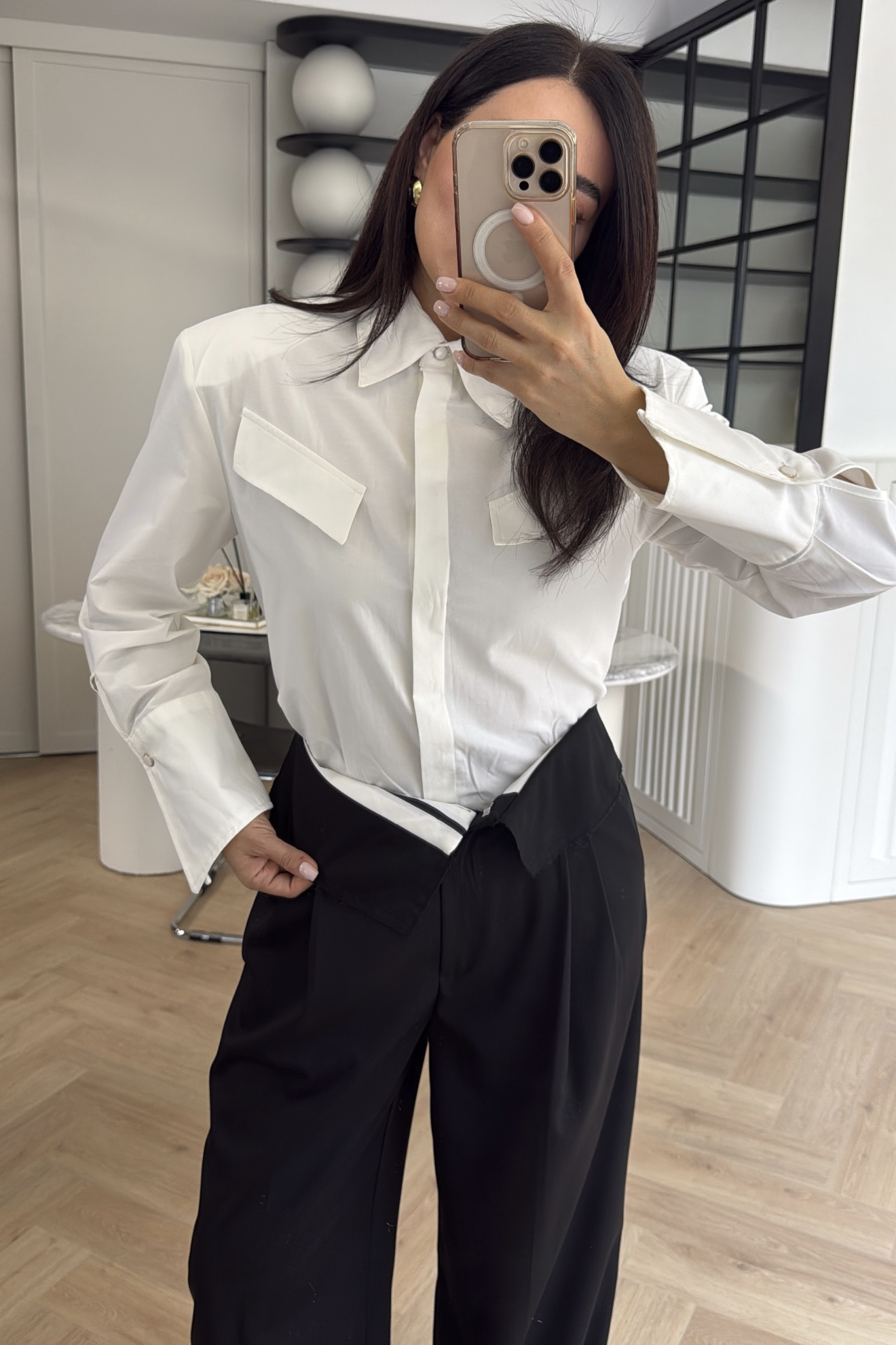 KOL DETAYLI VATKALI GÖMLEK BEYAZ 