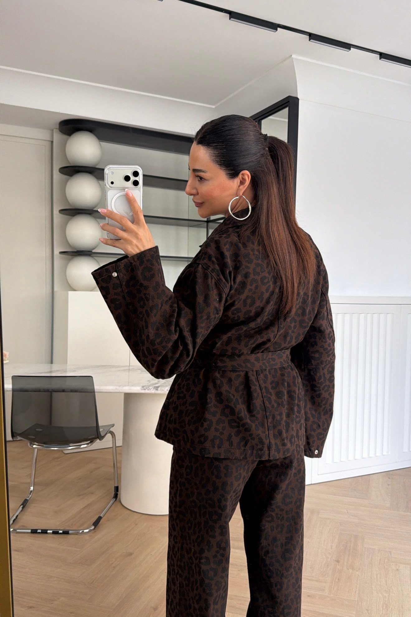 Kuşaklı Leopar Desenli Denim Ceket Kahve 