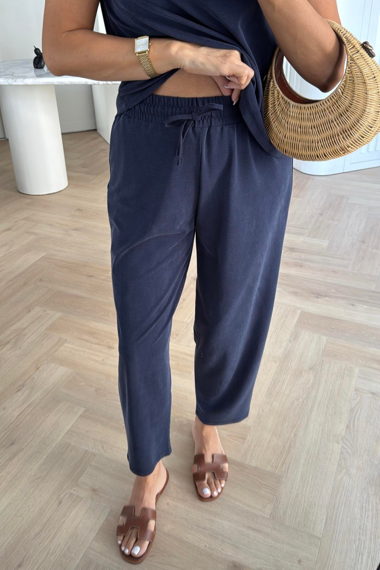 LACİ MODAL PİKE TAKIM