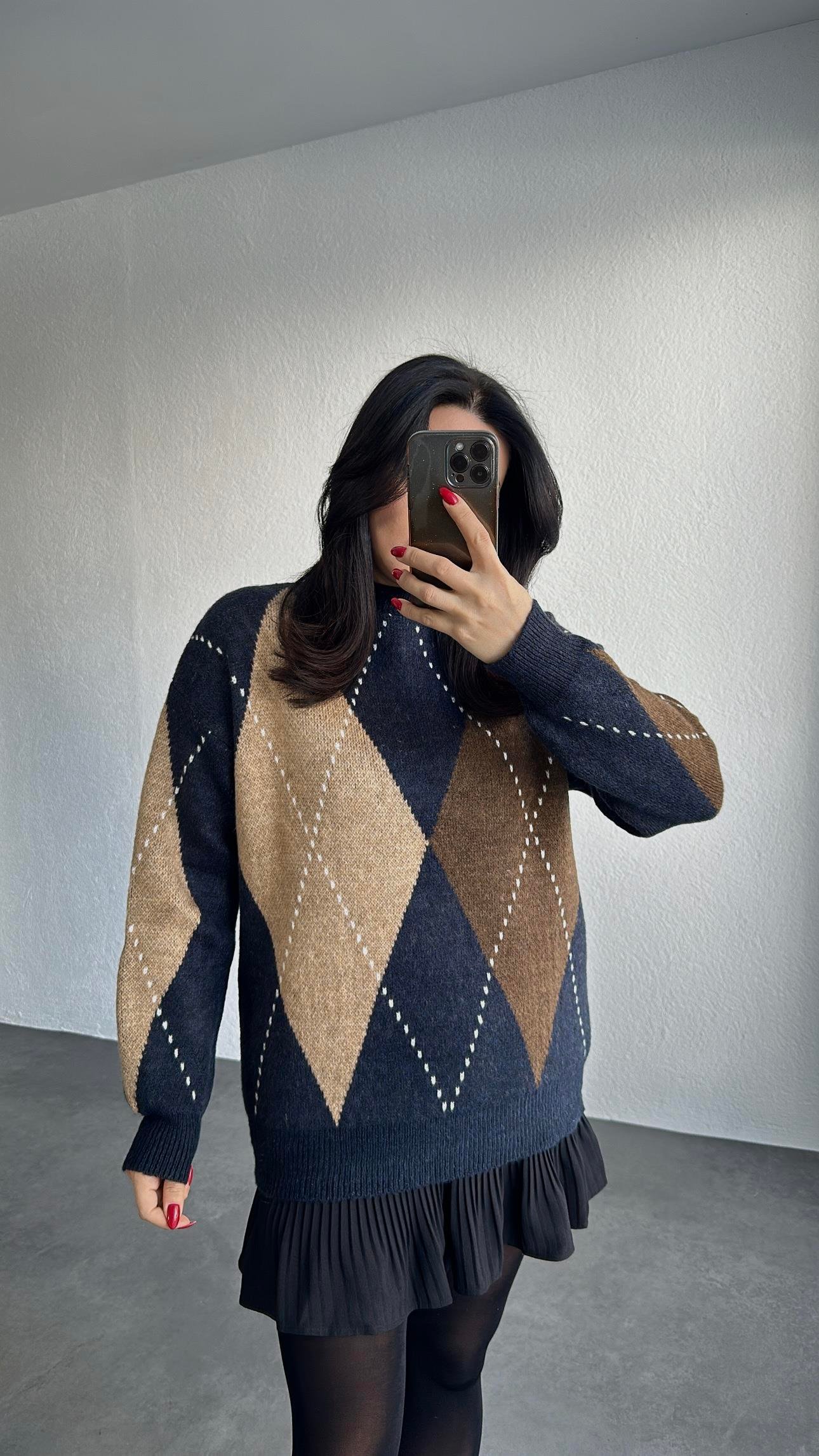 Lacivert Bej Kahve Baklava Desenli Triko Kazak