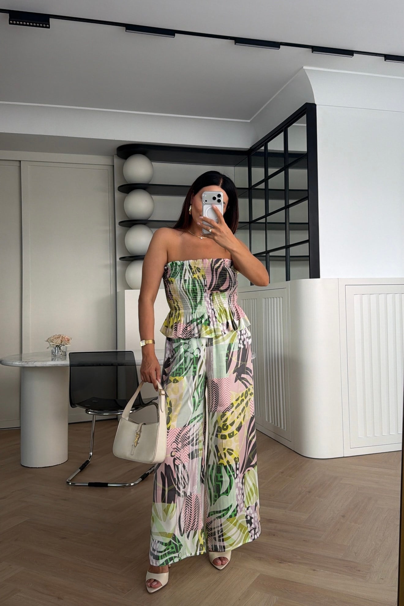 LİLYA DESENLİ STRAPLEZ PARLAK TULUM RENKLİ 