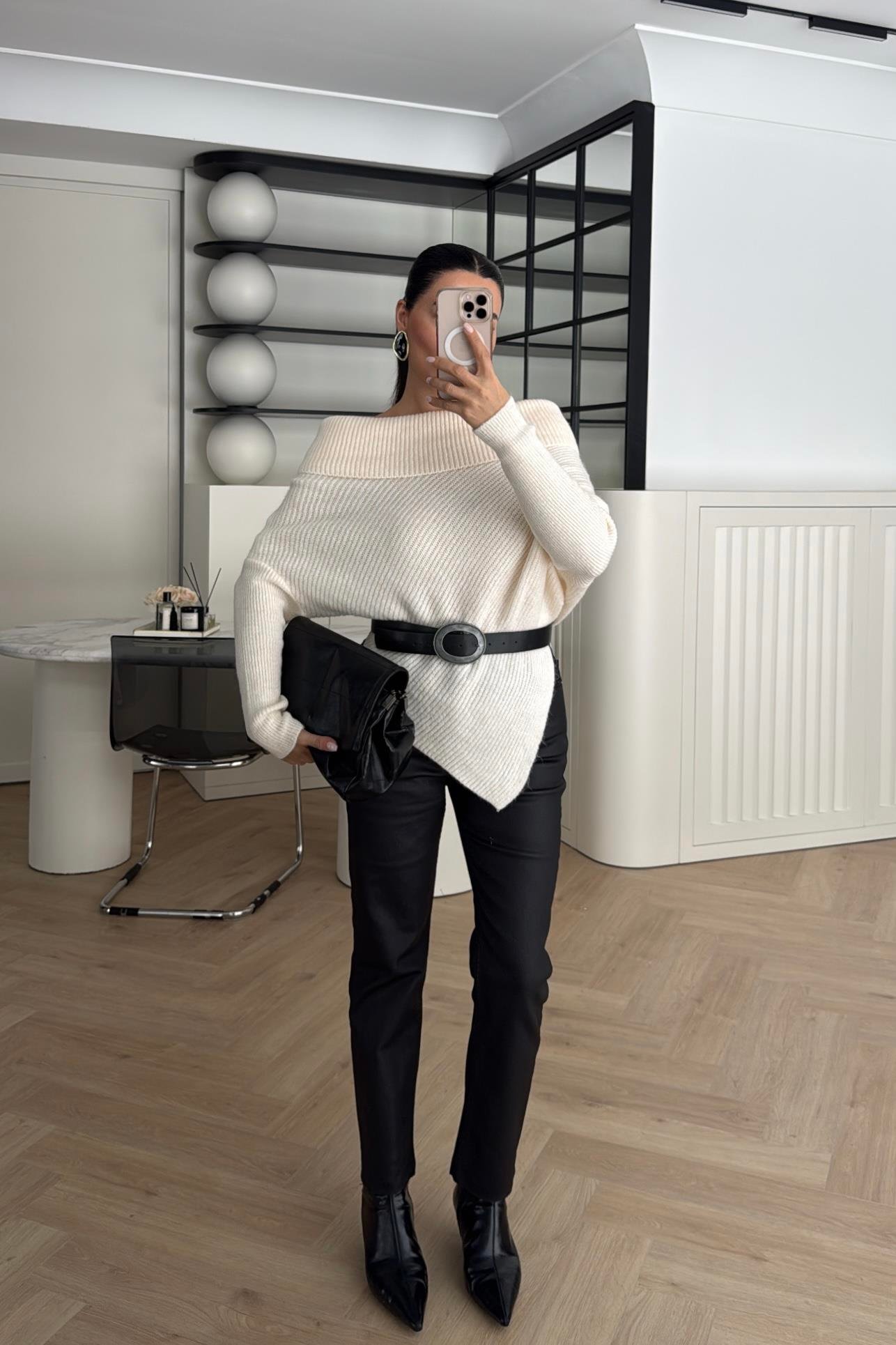 MADONNA YAKA  KAZAK KREM 