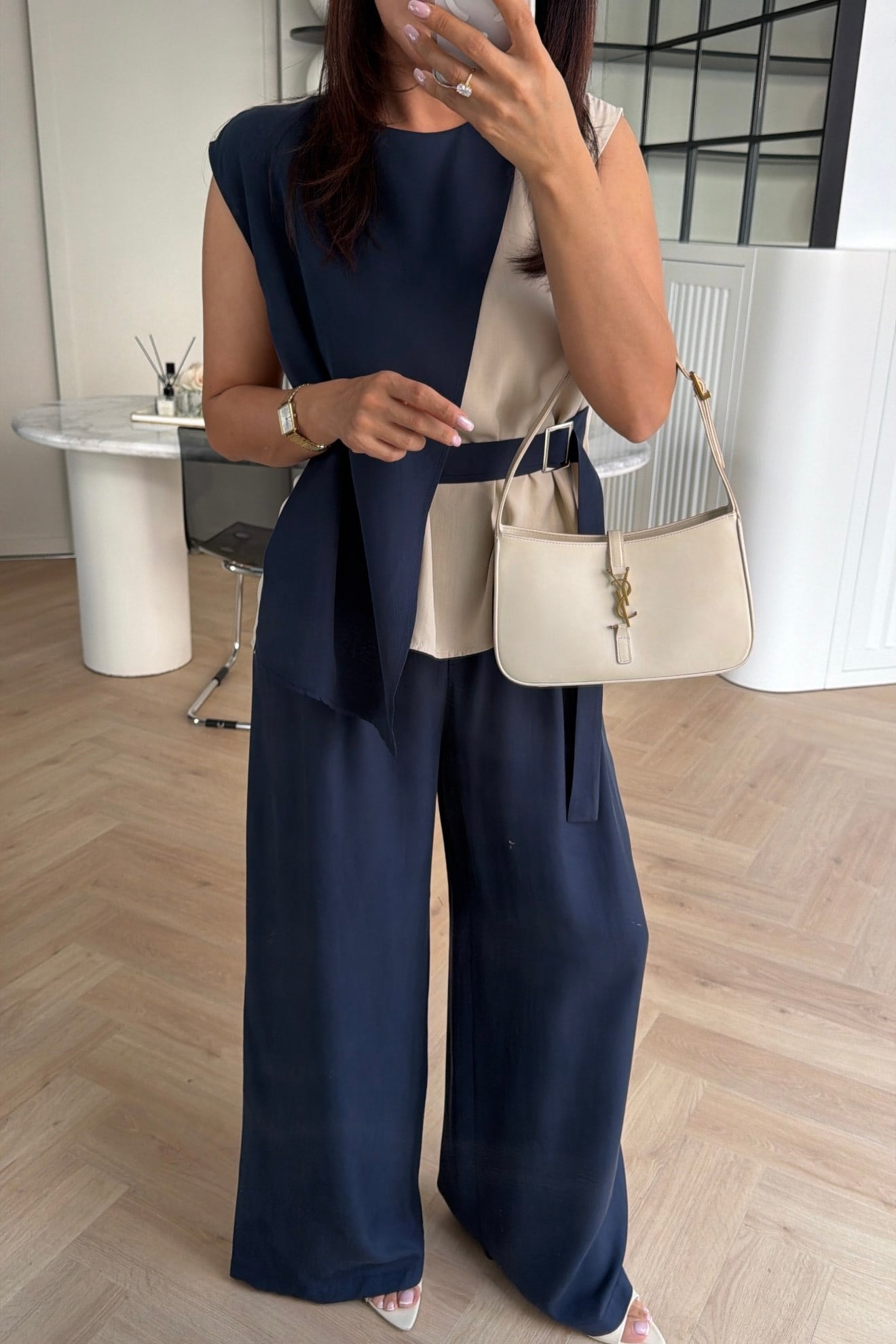 MARKA MODEL GARNİLİ KEMER DETAYLI TENSEL TAKIM LACİVERT 