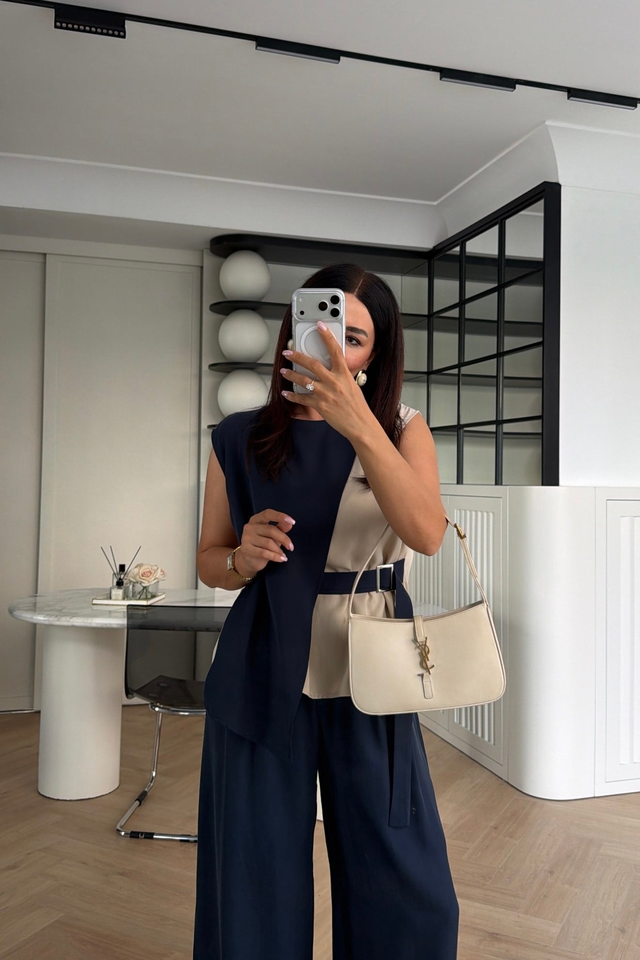 MARKA MODEL GARNİLİ KEMER DETAYLI TENSEL TAKIM LACİVERT 