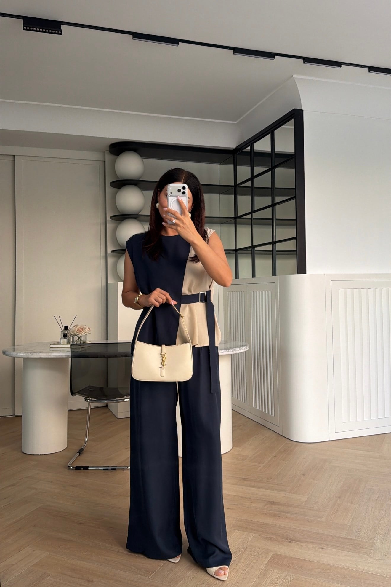 MARKA MODEL GARNİLİ KEMER DETAYLI TENSEL TAKIM LACİVERT 