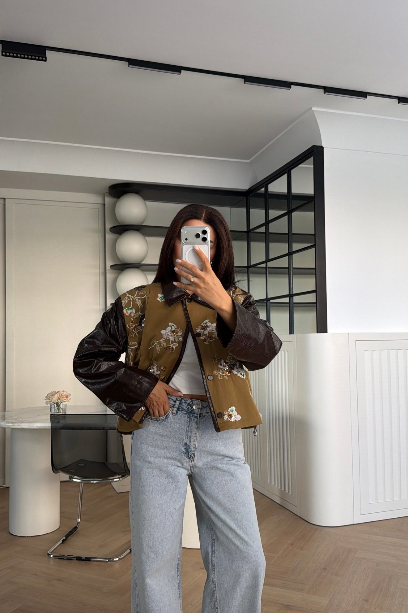 MARKA MODEL İŞLEMELİ DERİ DETAYLI CEKET HAKİ 