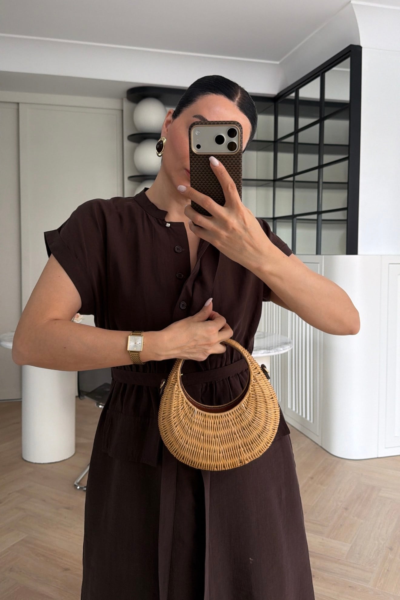 MARKA MODEL KEMERLİ CEP DETAYLI MİDİ ELBİSE KAHVE