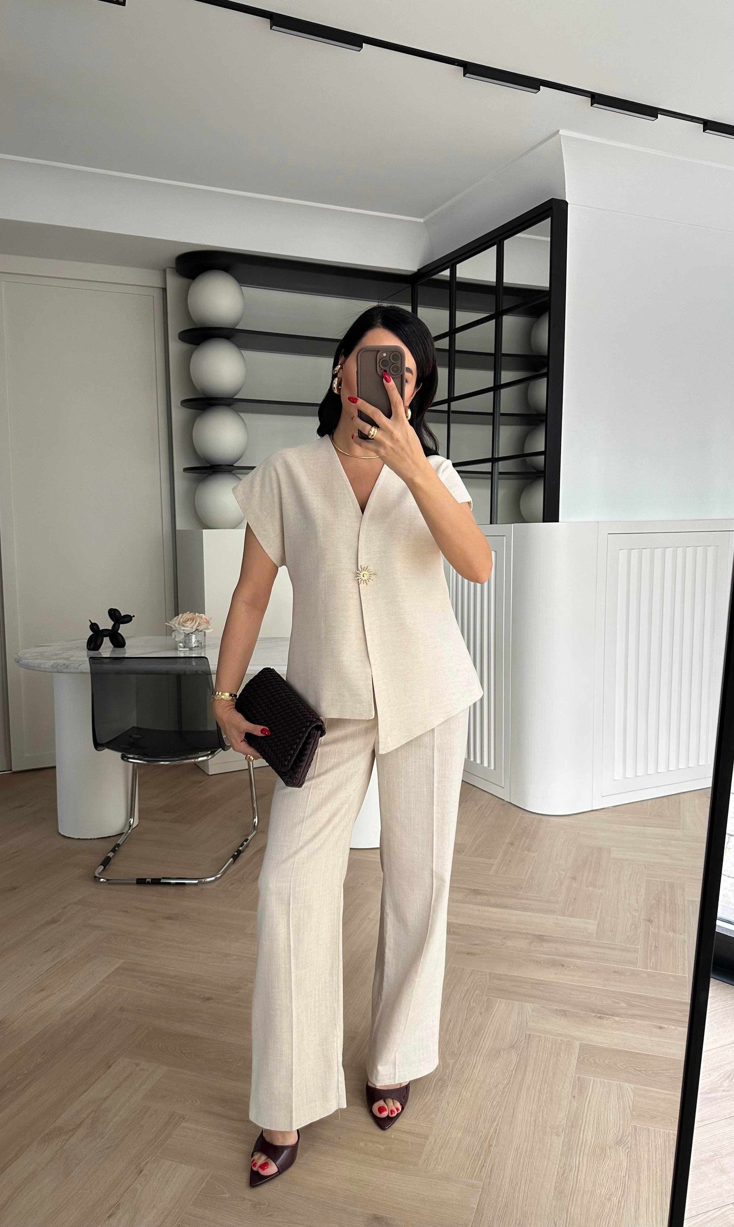 Naturel Renk Güneş Düğmeli Keten Yelek Pantolon Takım