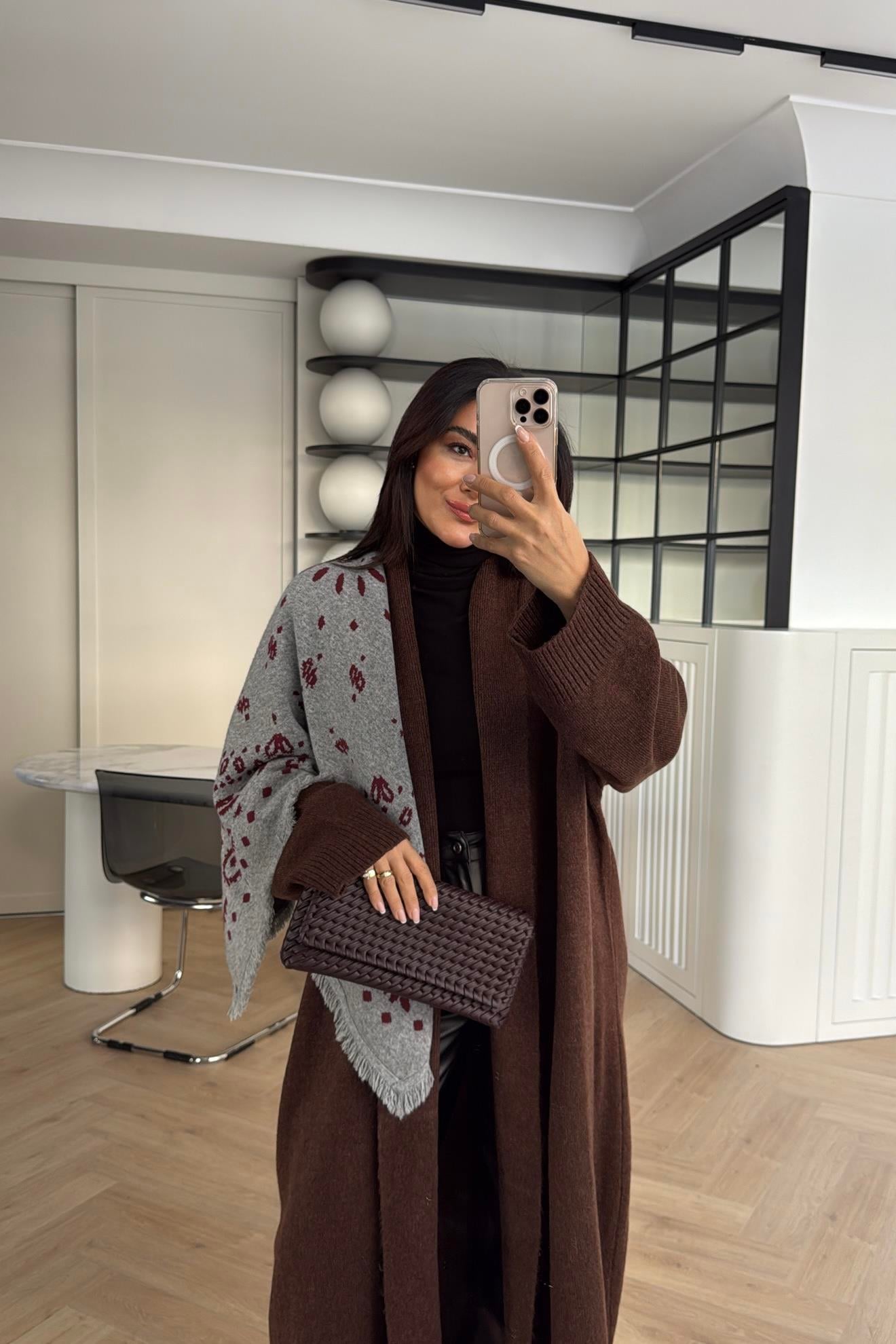 ÖNÜ AÇIK ŞAL YAKA HIRKA KAHVE