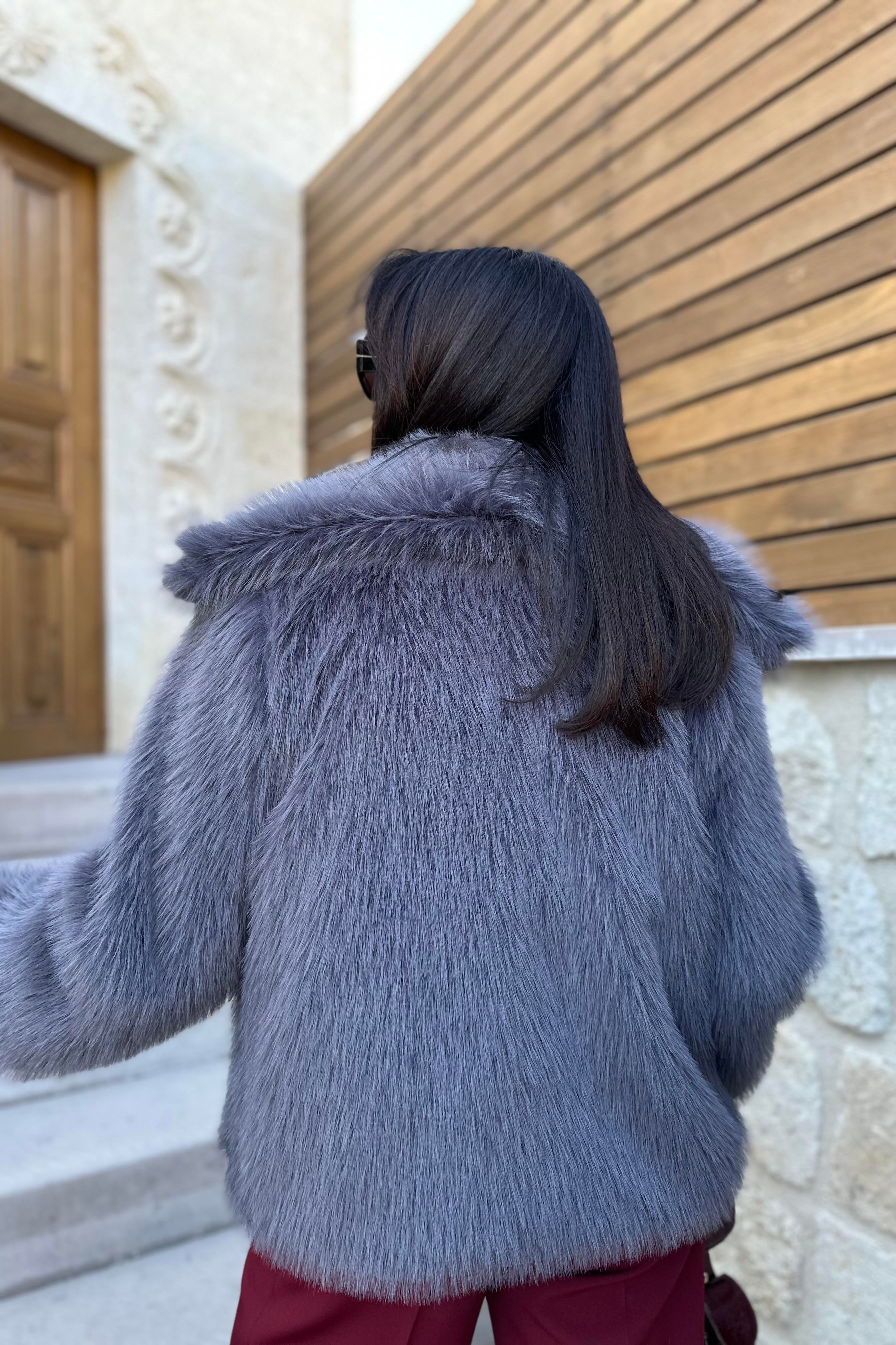 Oslo Model Gri Renk Kürk Ceket