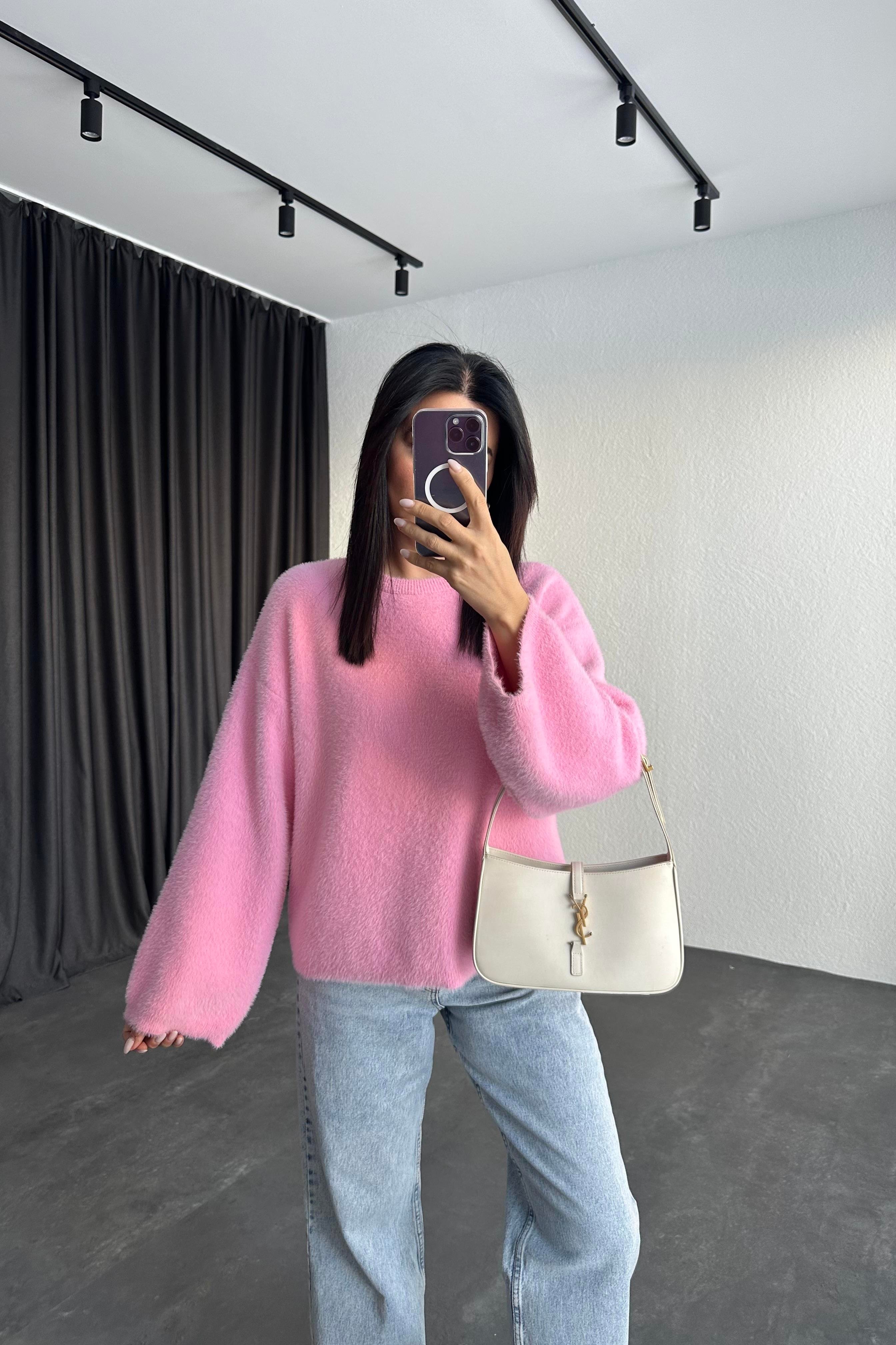 Pembe Sakallı İplik Yumoş Massimo Kazak 