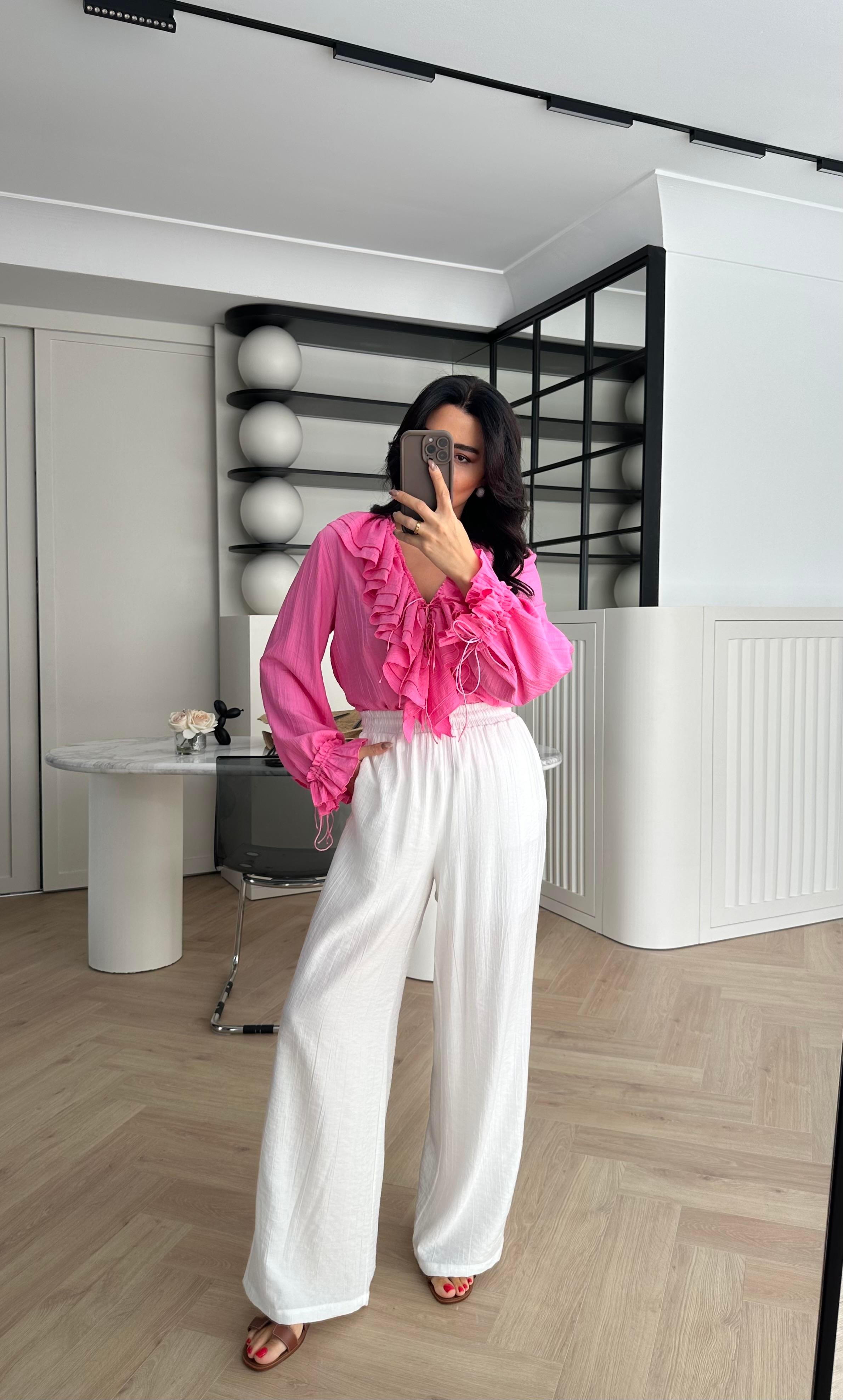 Pembe V Yaka Fırfır Detaylı Gömlek