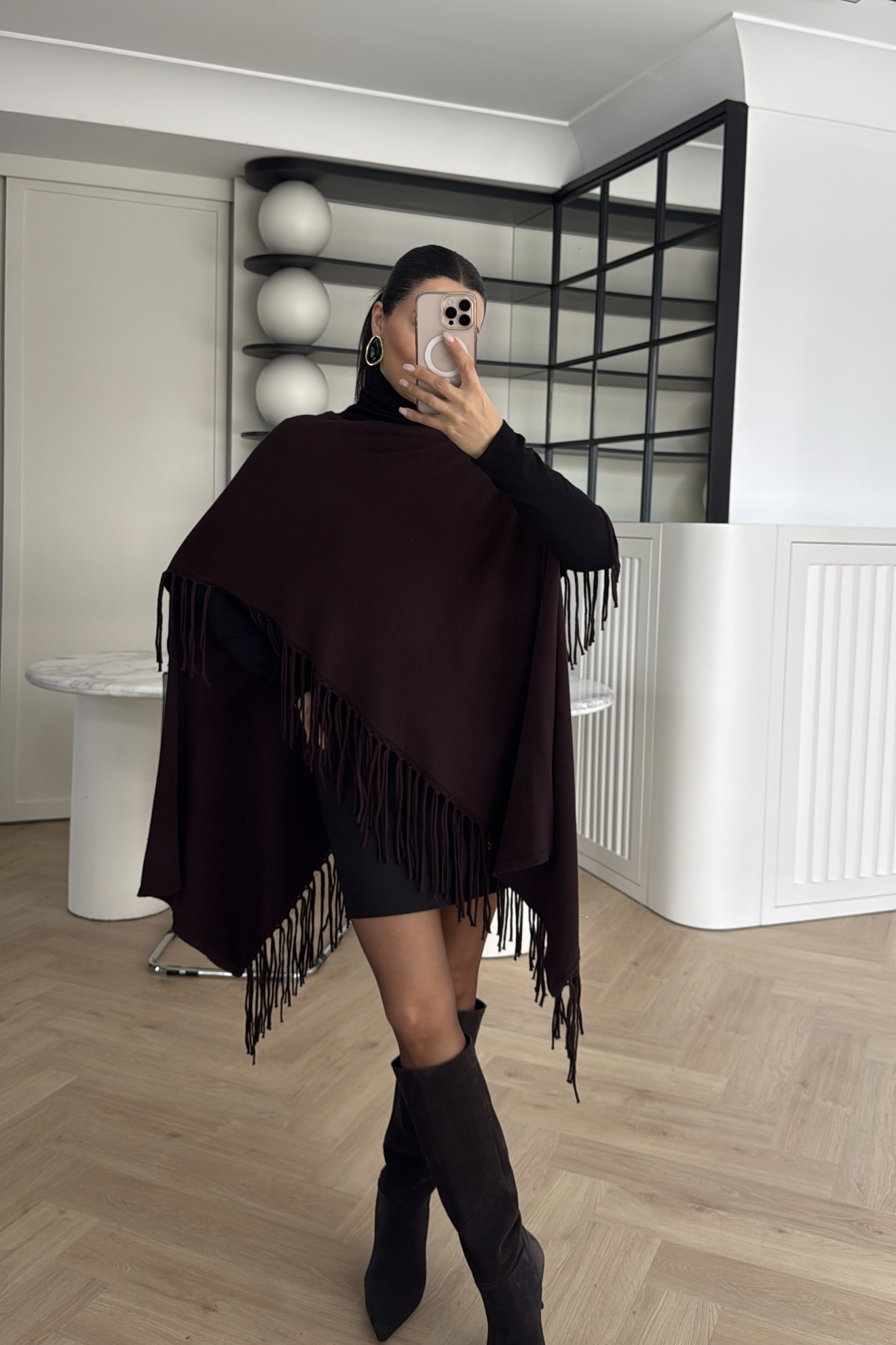 PÜSKÜLLÜ TRİKO PANÇO KAHVE