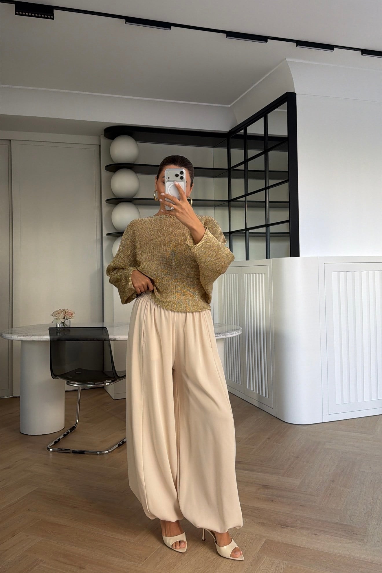 ŞALVAR MODEL PAÇASI LASTİKLİ PANTOLON BEJ