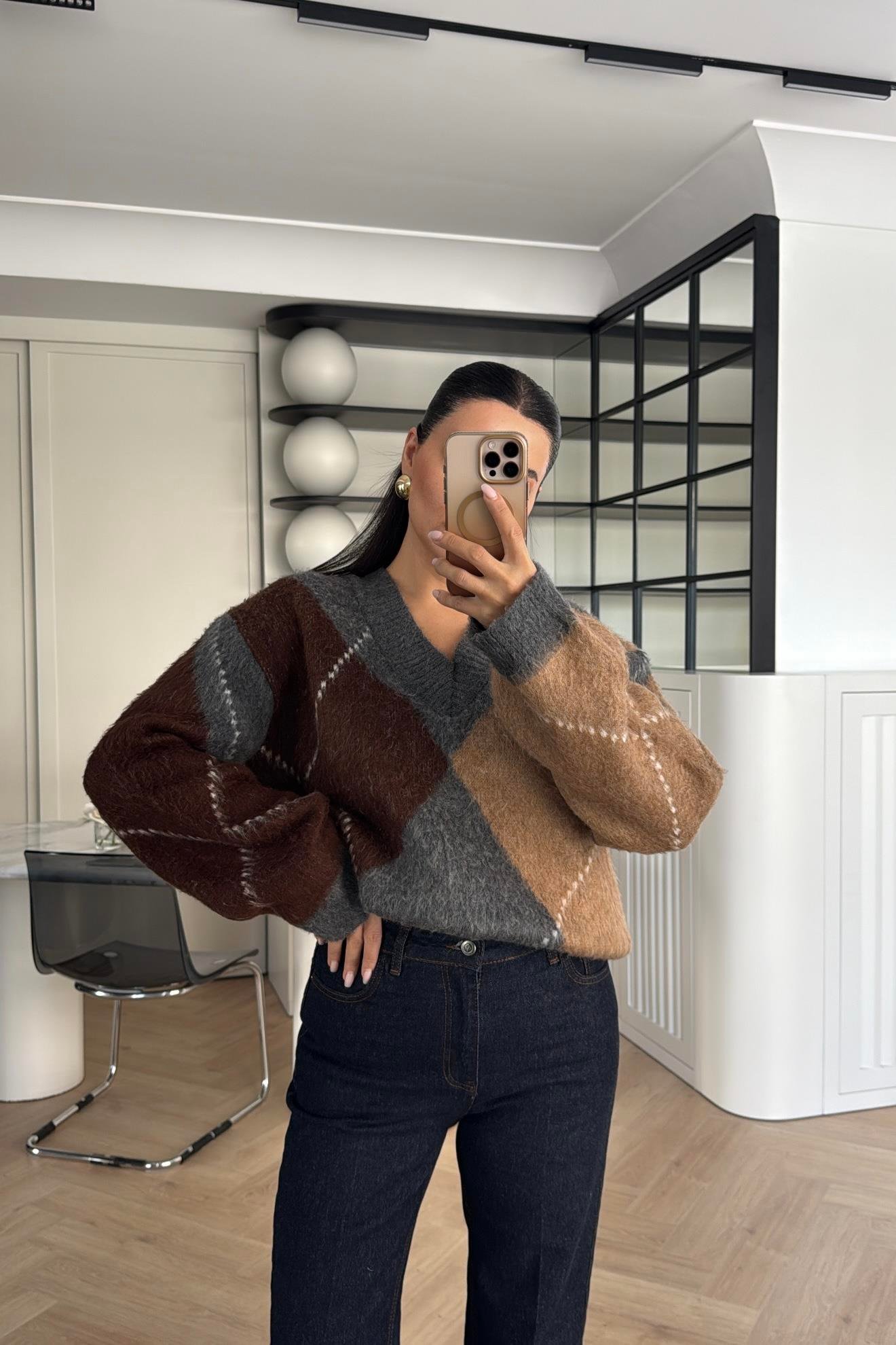 ŞARDONLU DOKULU BAKLAVA DESENLİ KAZAK