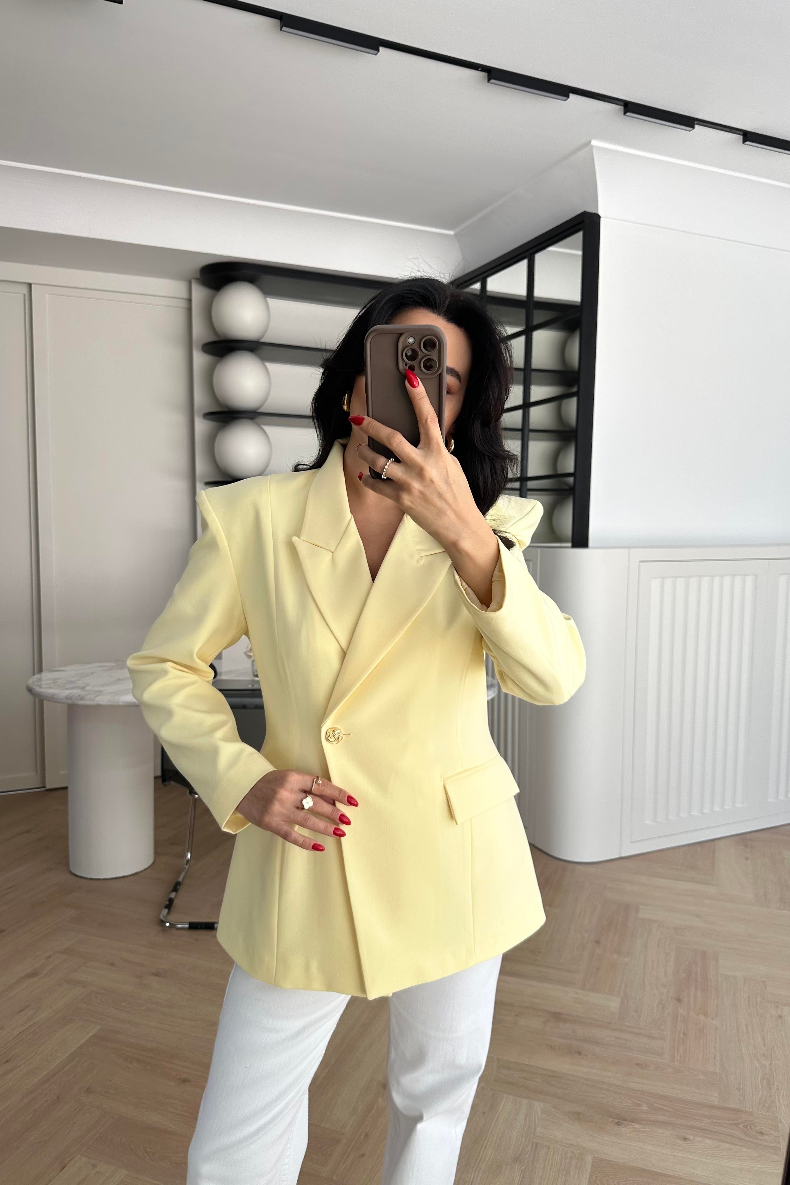 Sarı Vatkalı Tek Düğmeli Blazer Ceket