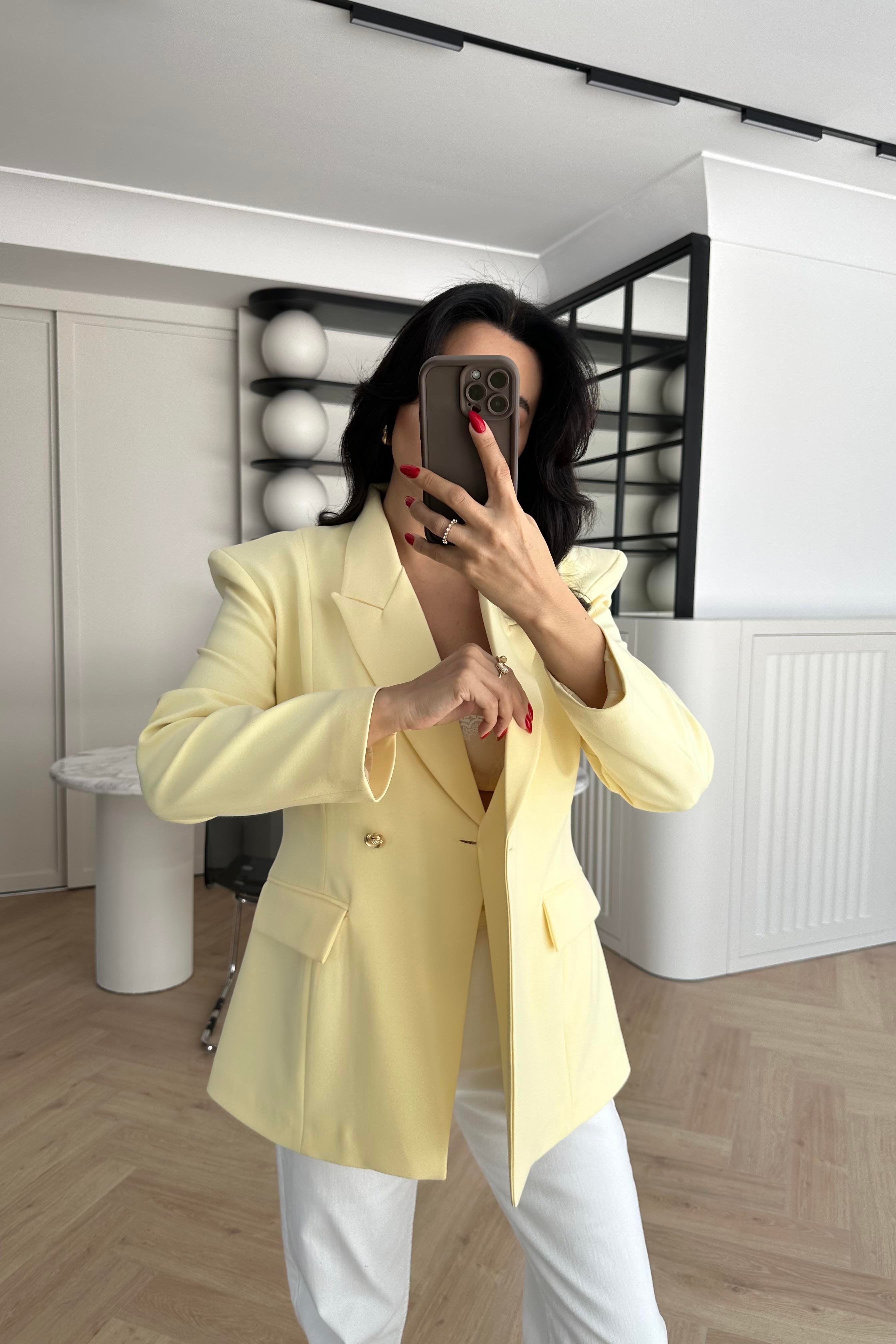 Sarı Vatkalı Tek Düğmeli Blazer Ceket