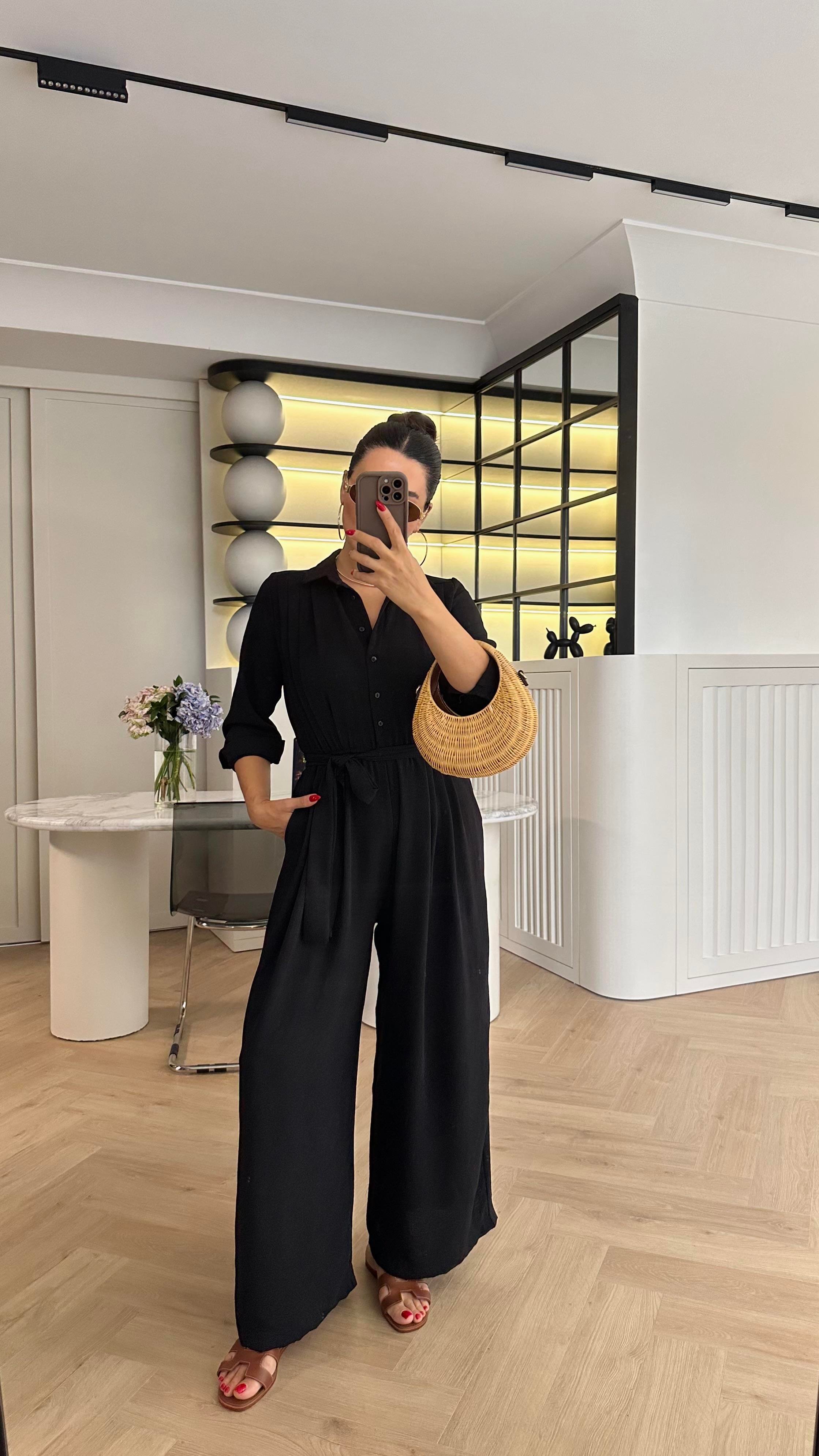 Siyah Beli Lastikli Kuşak Detaylı Krep Kumaş Tulum 