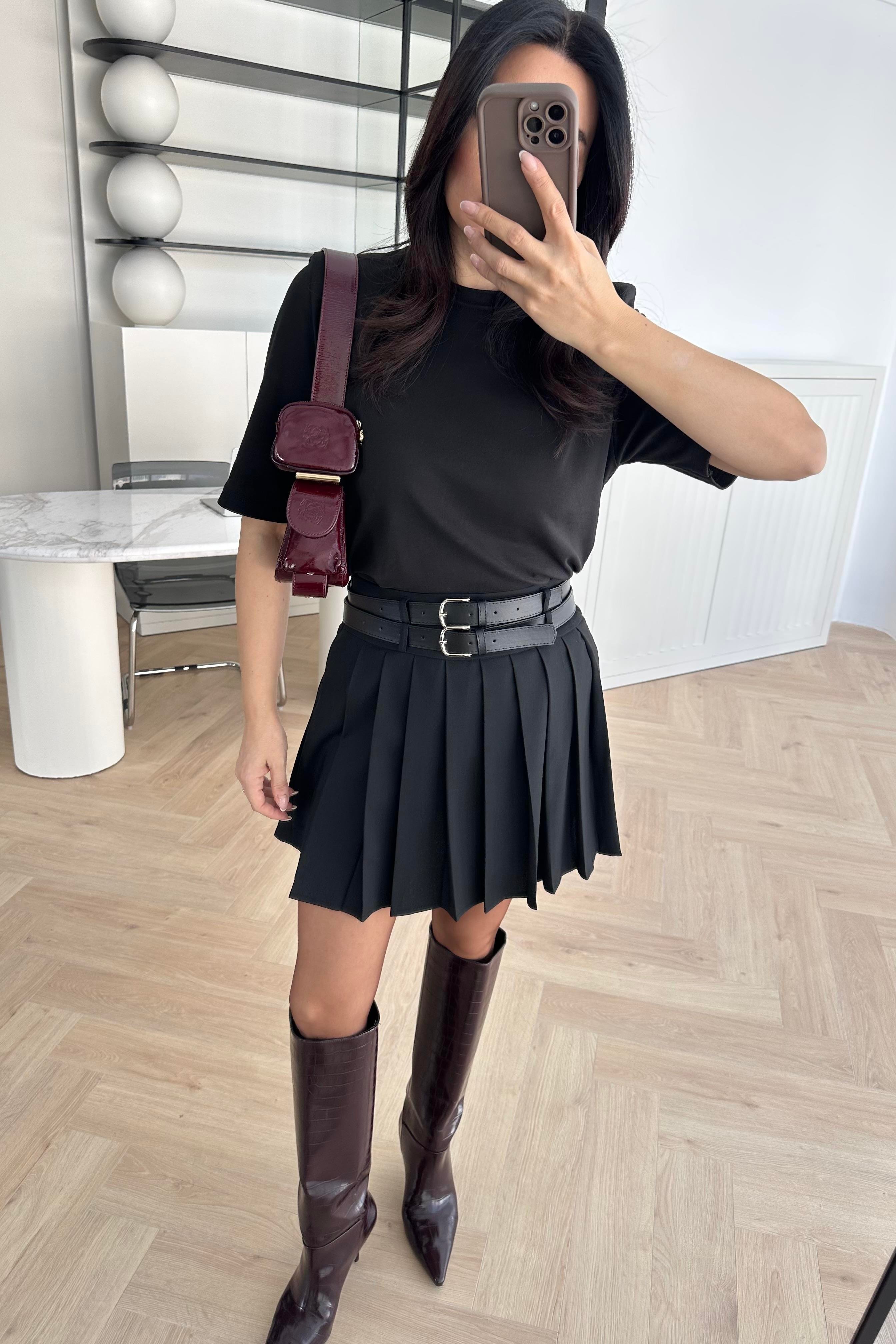 Siyah Çift Kemerli Pileli Etek