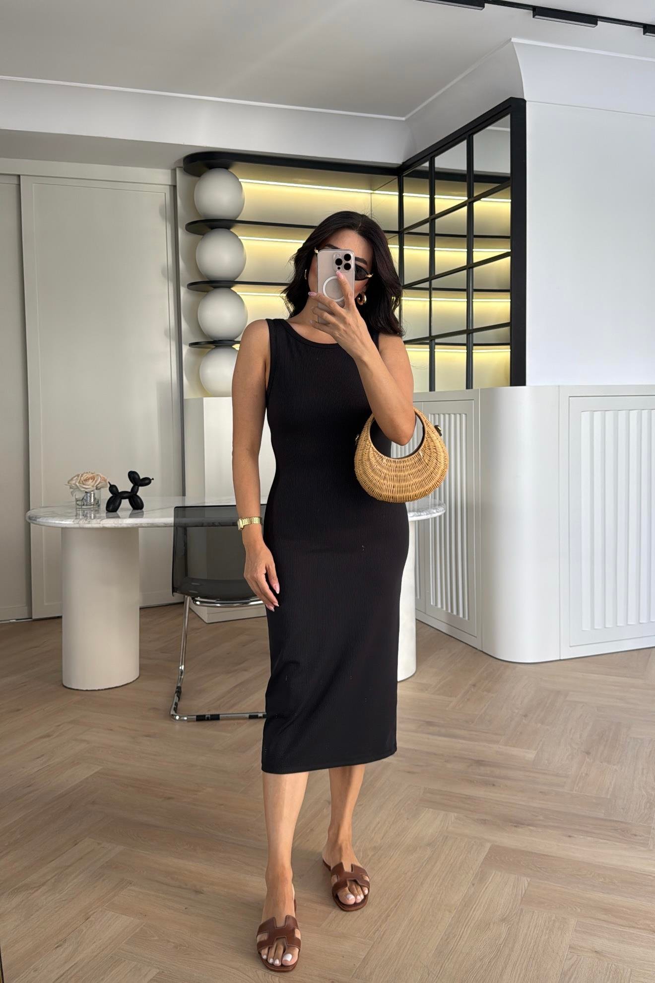 SİYAH FİTİLLİ ÇELİK ÖRME KOLSUZ BASİC ELBİSE