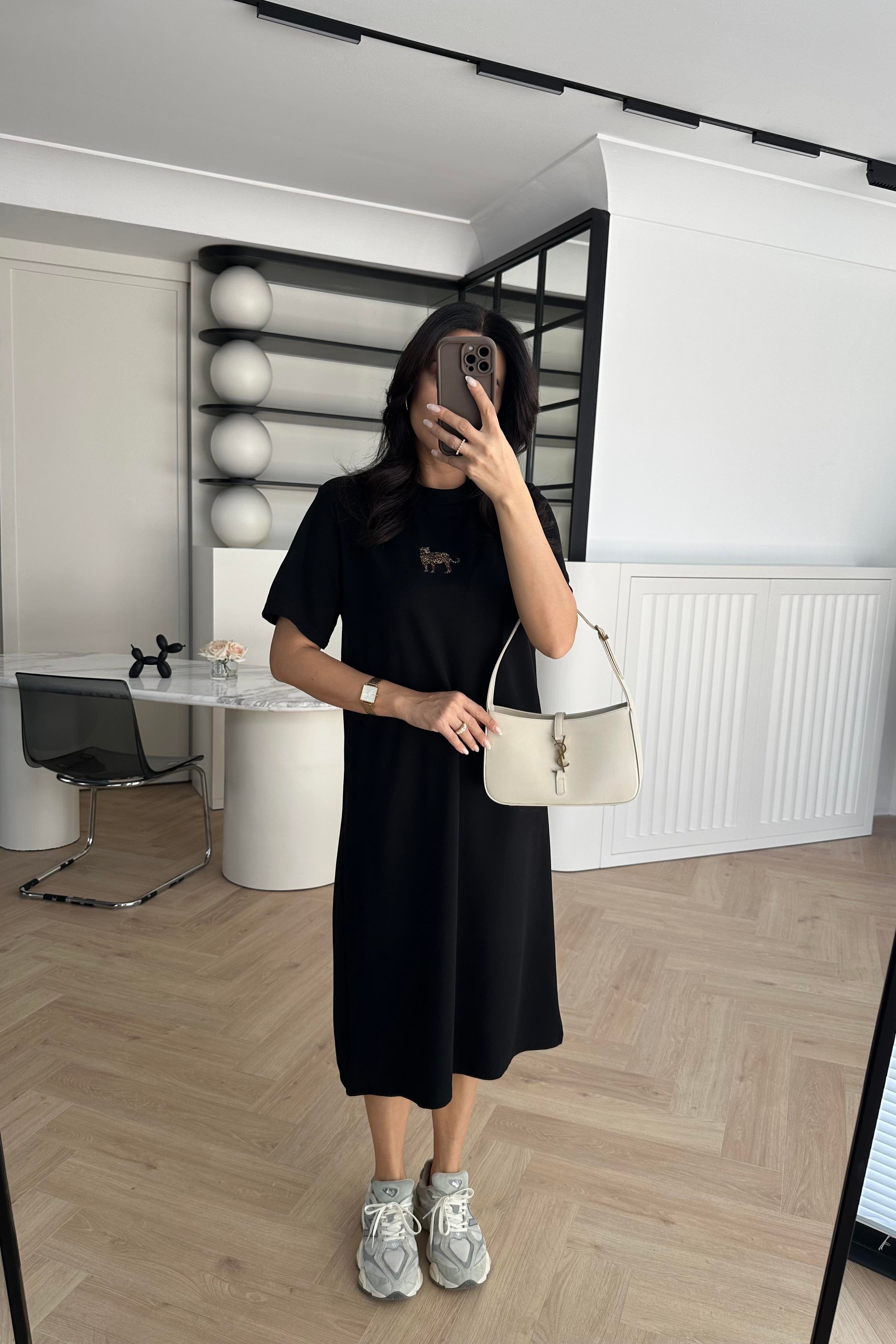 Siyah Kaplan Nakışlı Basic Elbise