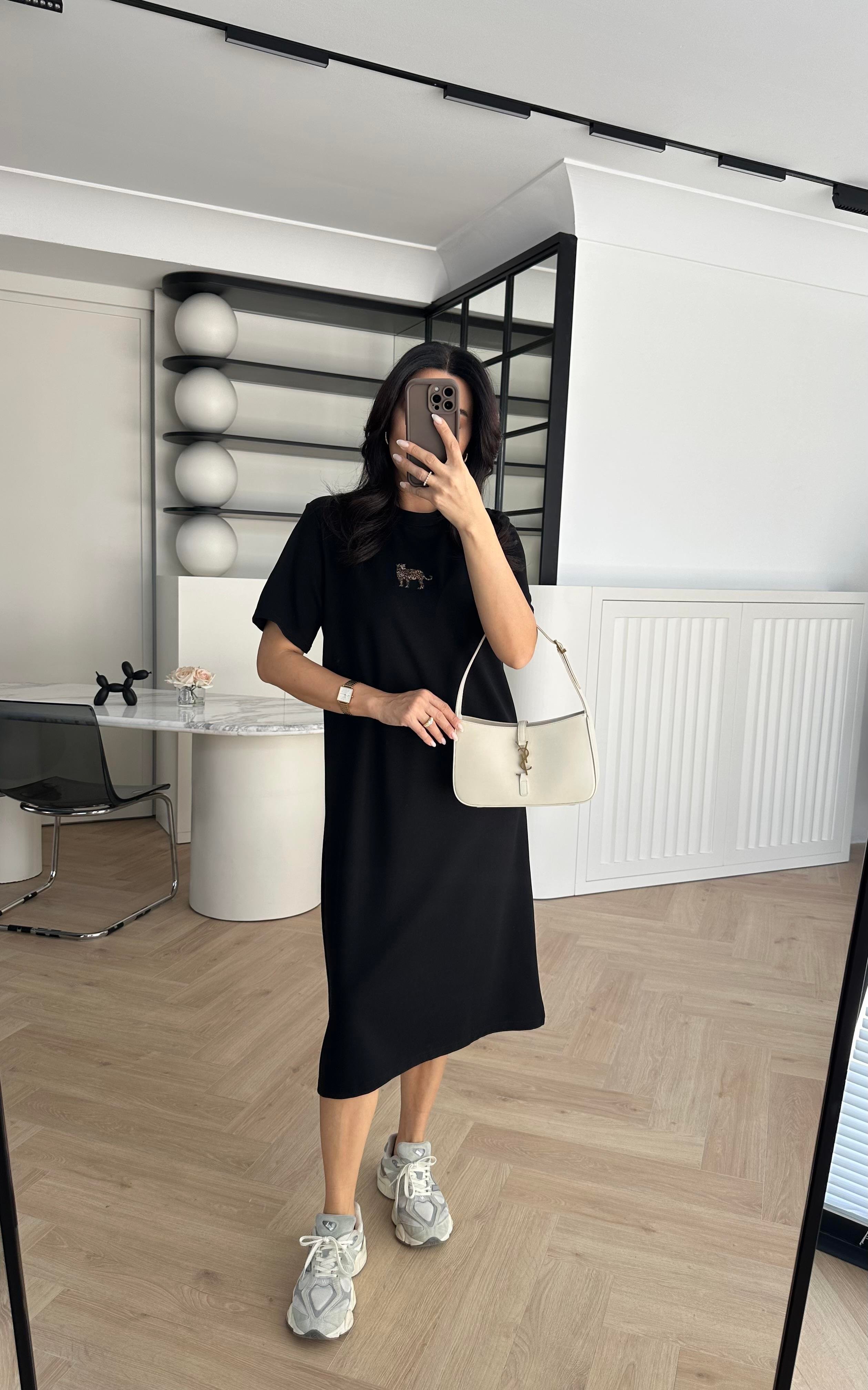 Siyah Kaplan Nakışlı Basic Elbise