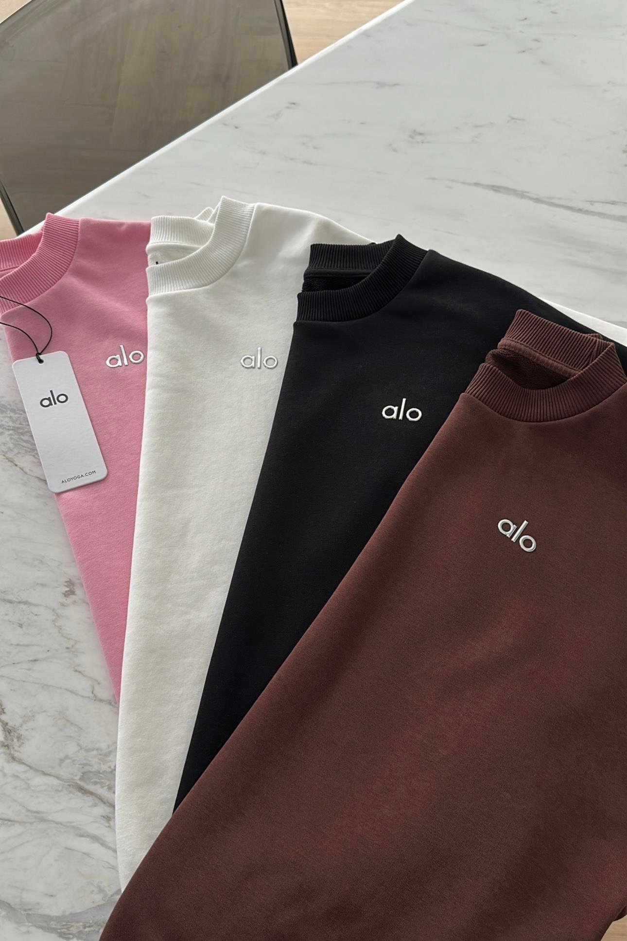 Siyah Logolu Özel Üretim Sweatshirt 