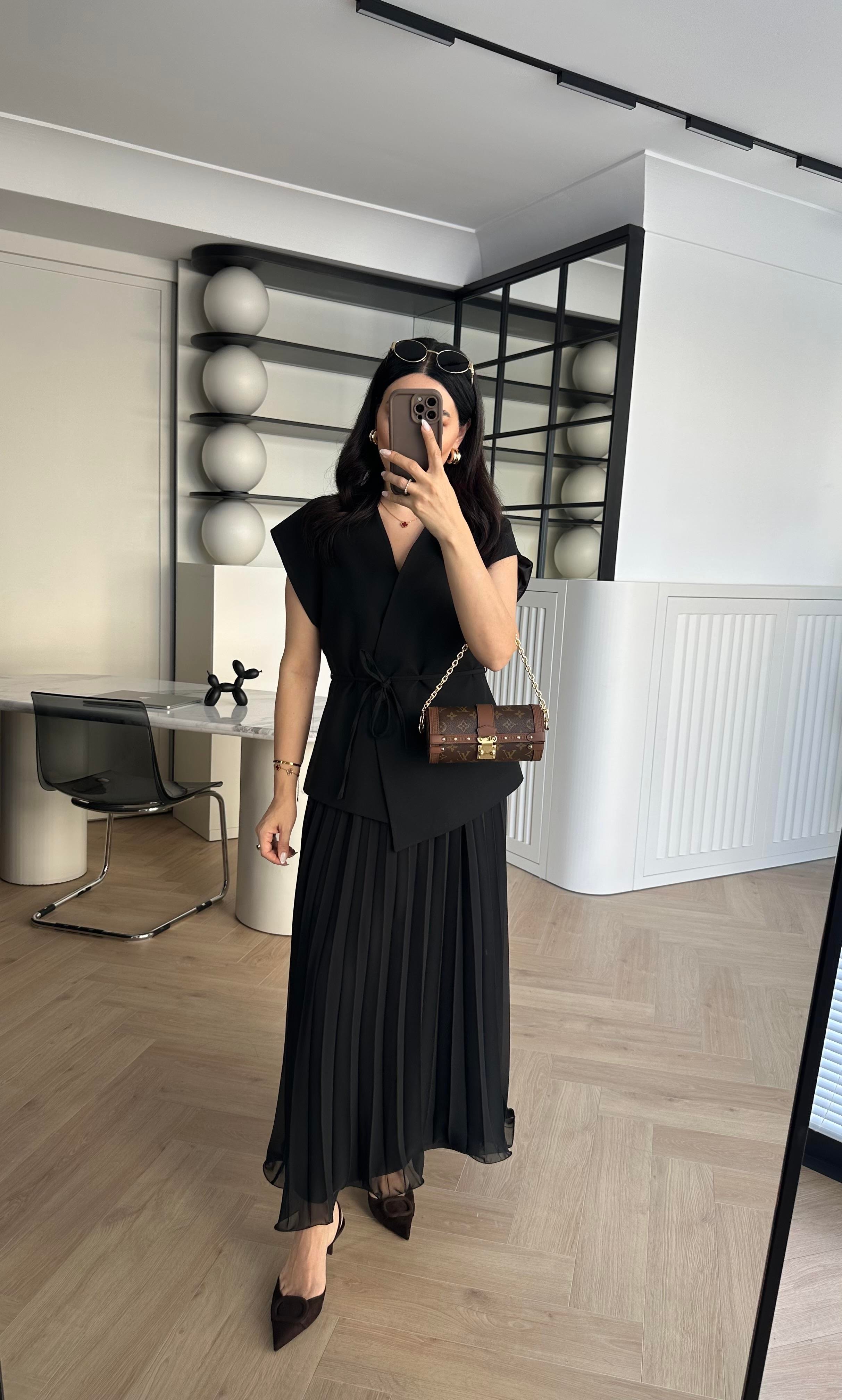 Siyah Piliseli Alt Kısmı Volanlı Pinterest Model Etek