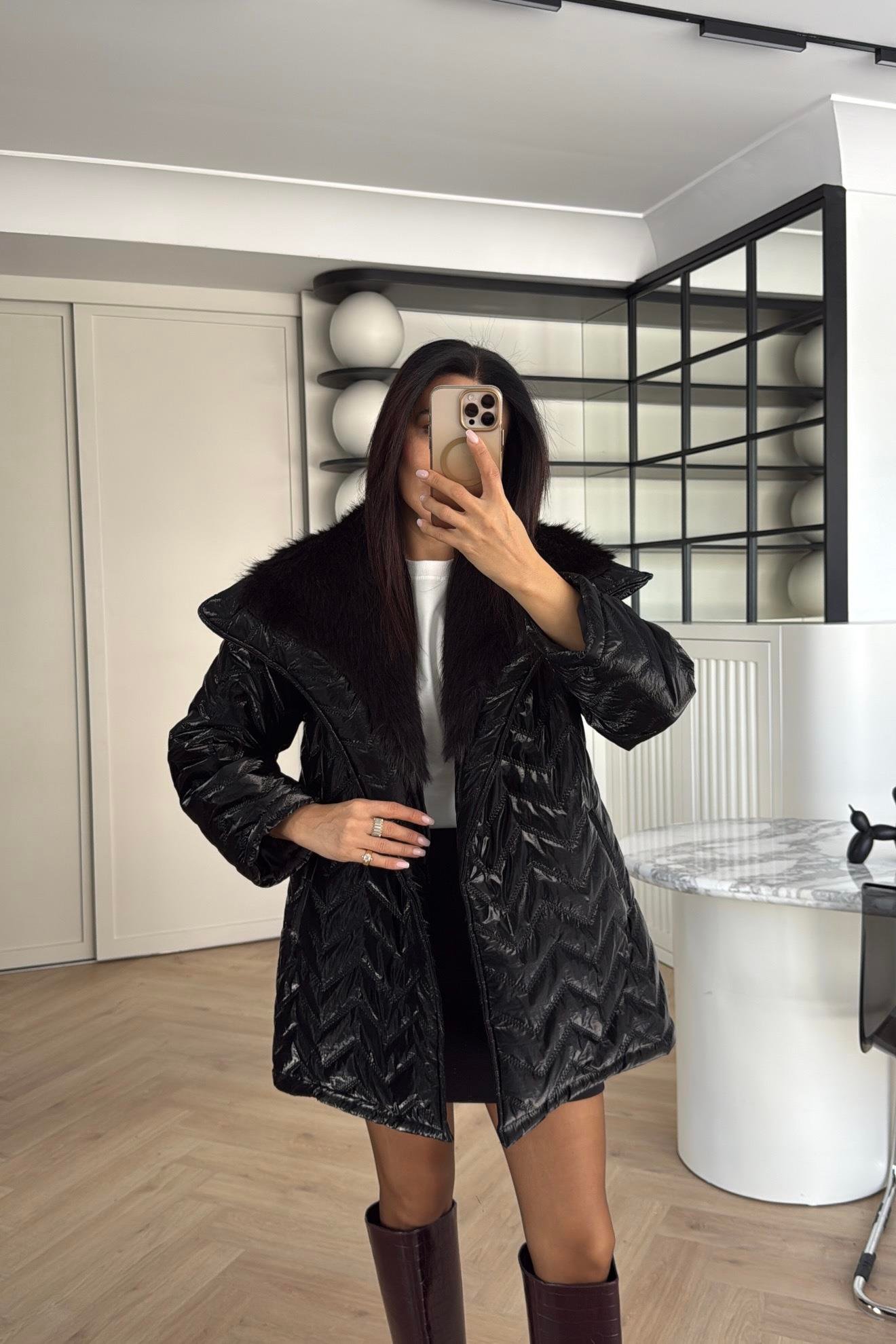 SİYAH RENK TASARIM KÜRKLÜ ELYAF DOLGULU MONT 