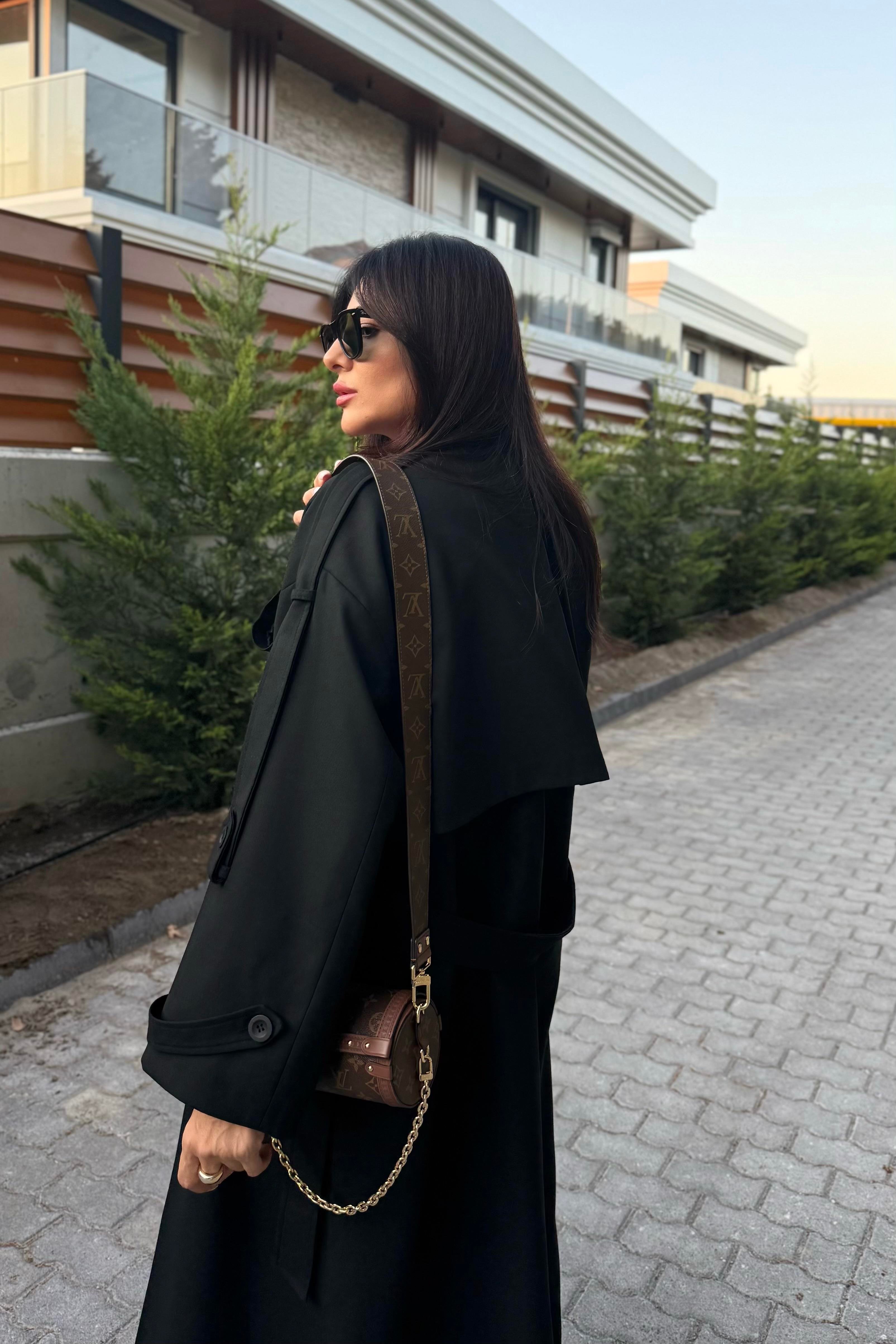 SİYAH TASARIM ASTARLI PREMIUM TRENÇKOT