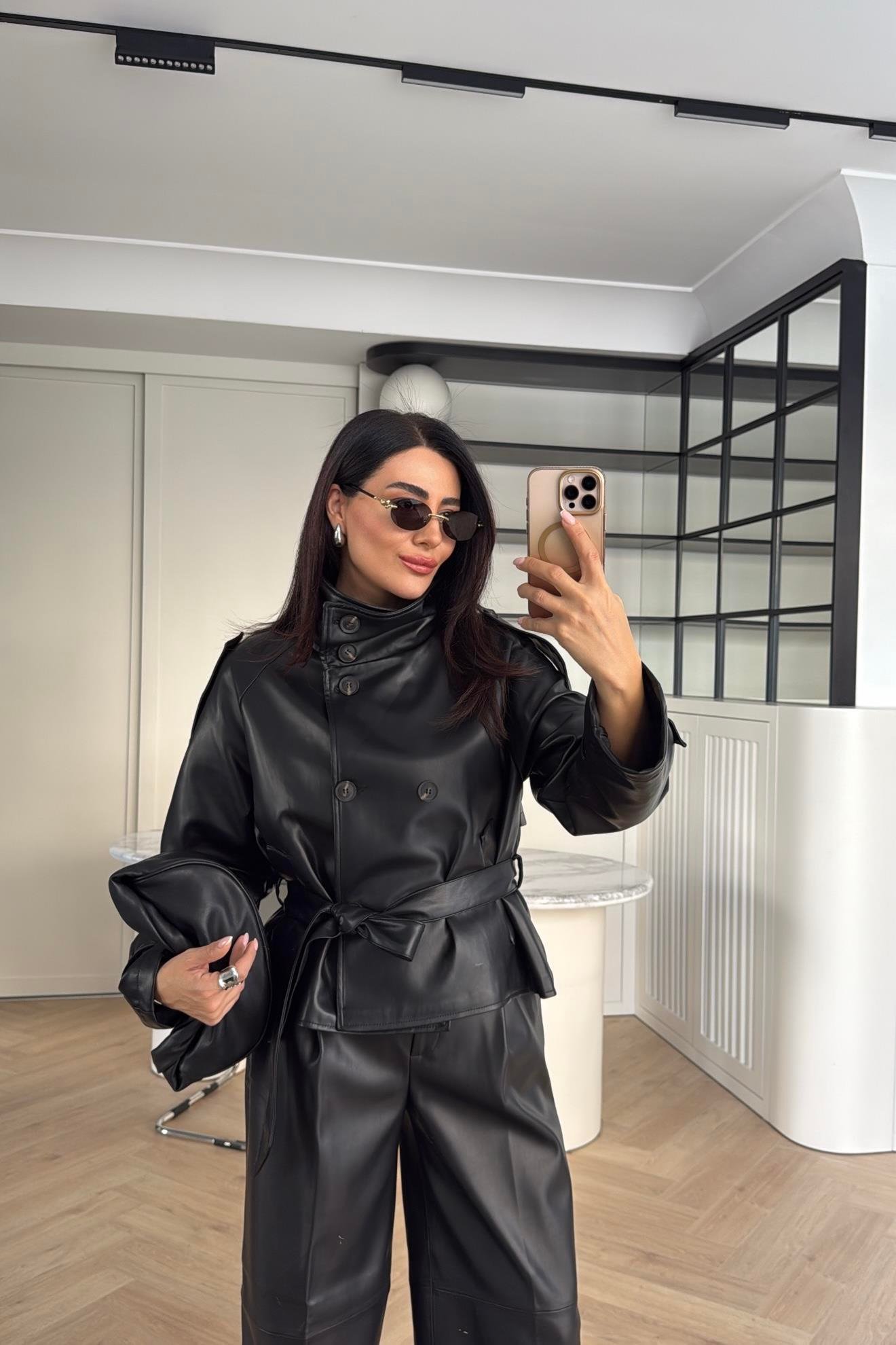 SİYAH YUMUŞAK NAPA DERİ ARKASI RÜZGARLIKLI DERİ CEKET