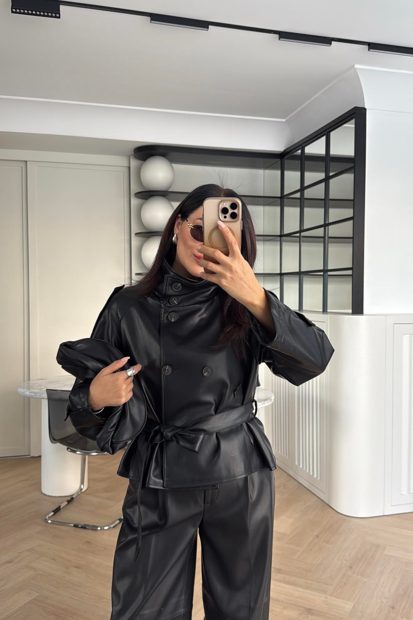 SİYAH YUMUŞAK NAPA DERİ ARKASI RÜZGARLIKLI DERİ CEKET