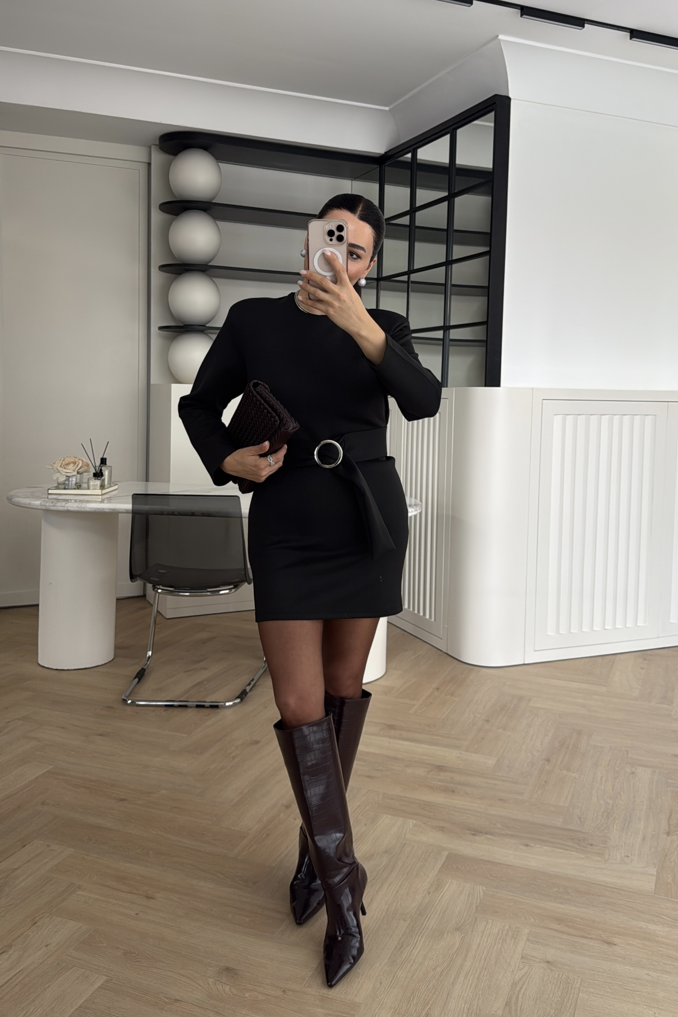 SUCUBA KUMAŞ VATKALI ELBİSE SİYAH