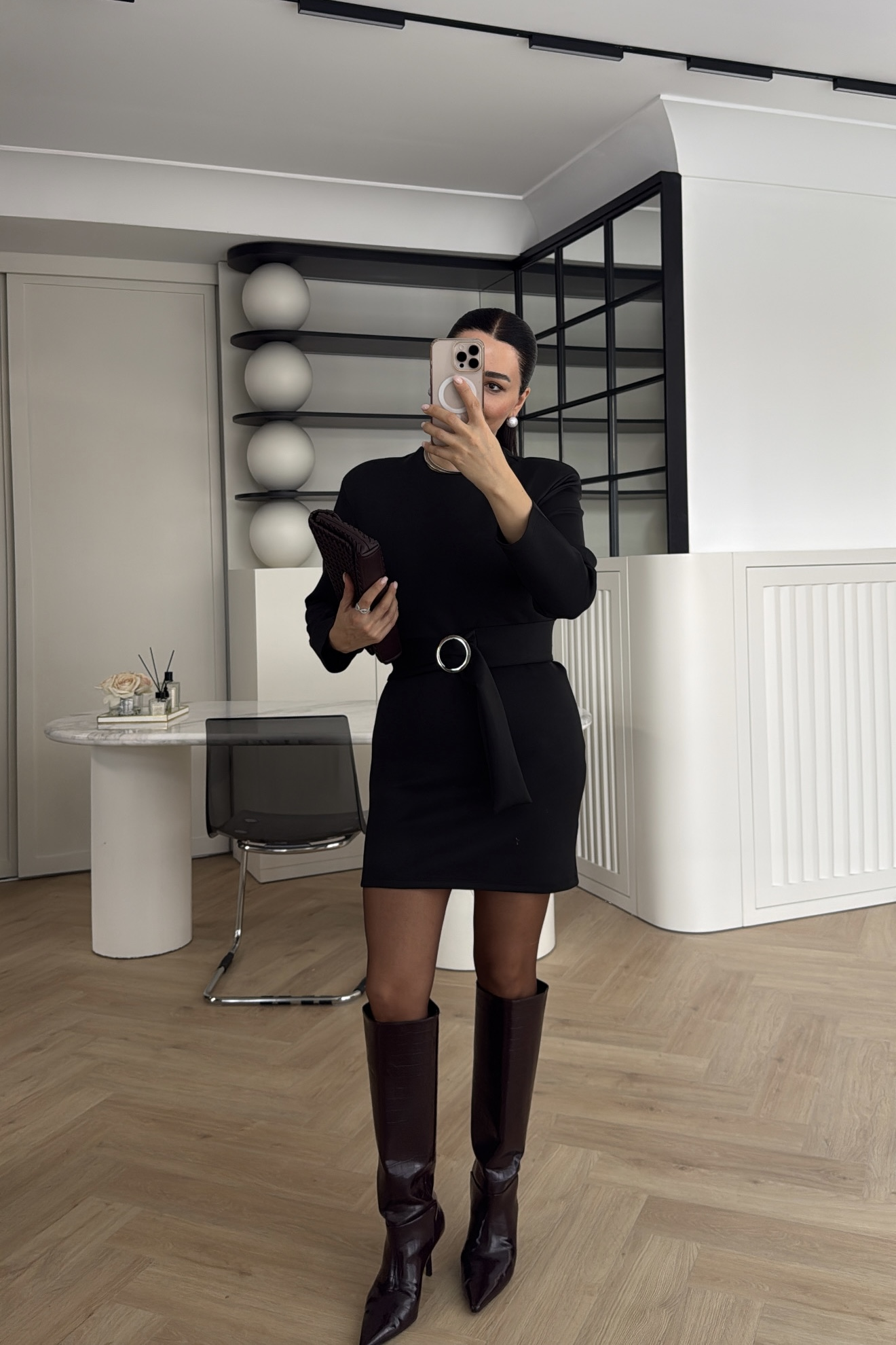 SUCUBA KUMAŞ VATKALI ELBİSE SİYAH