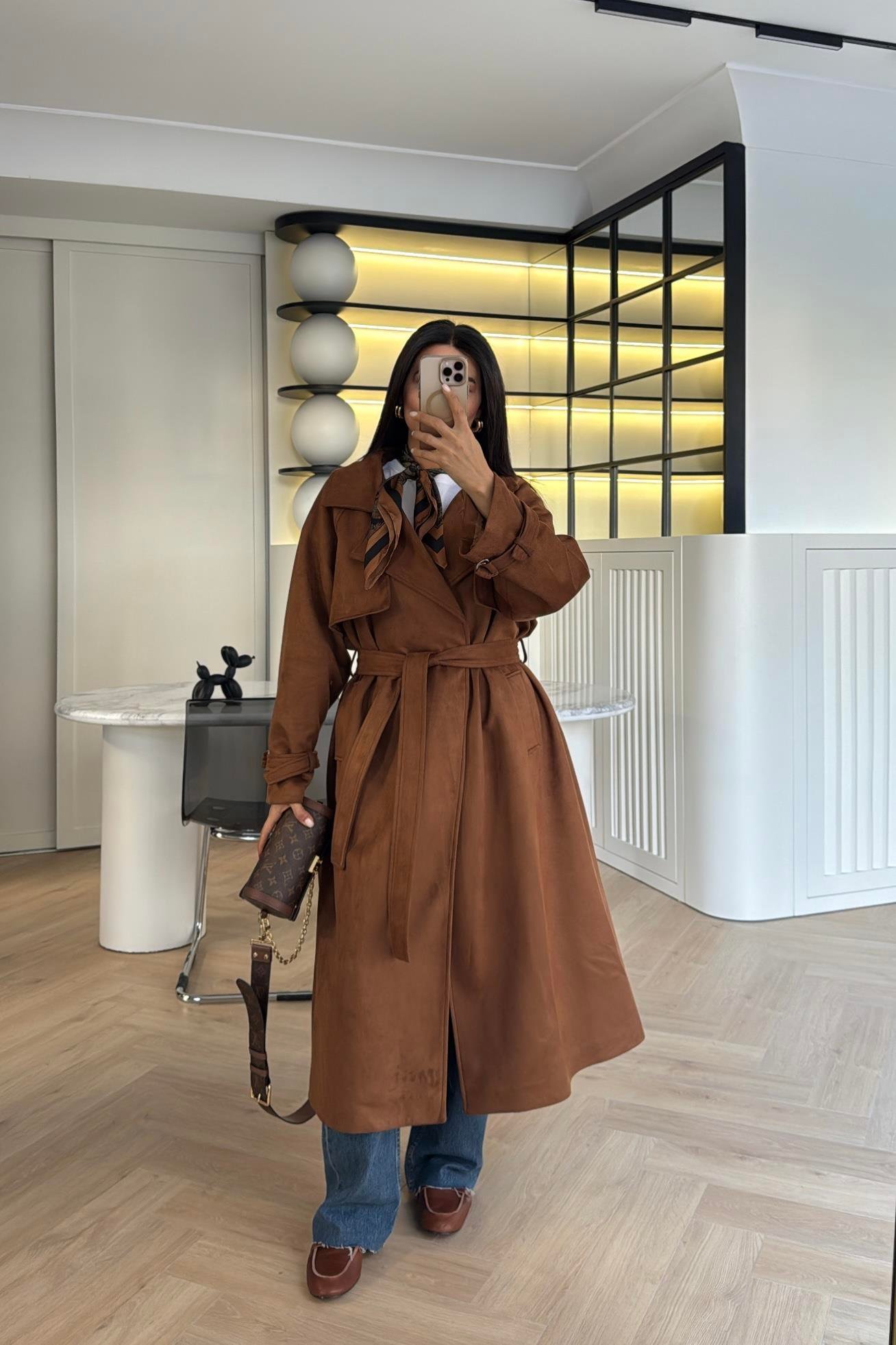 TABA KUŞAKLI SÜET TRENÇKOT