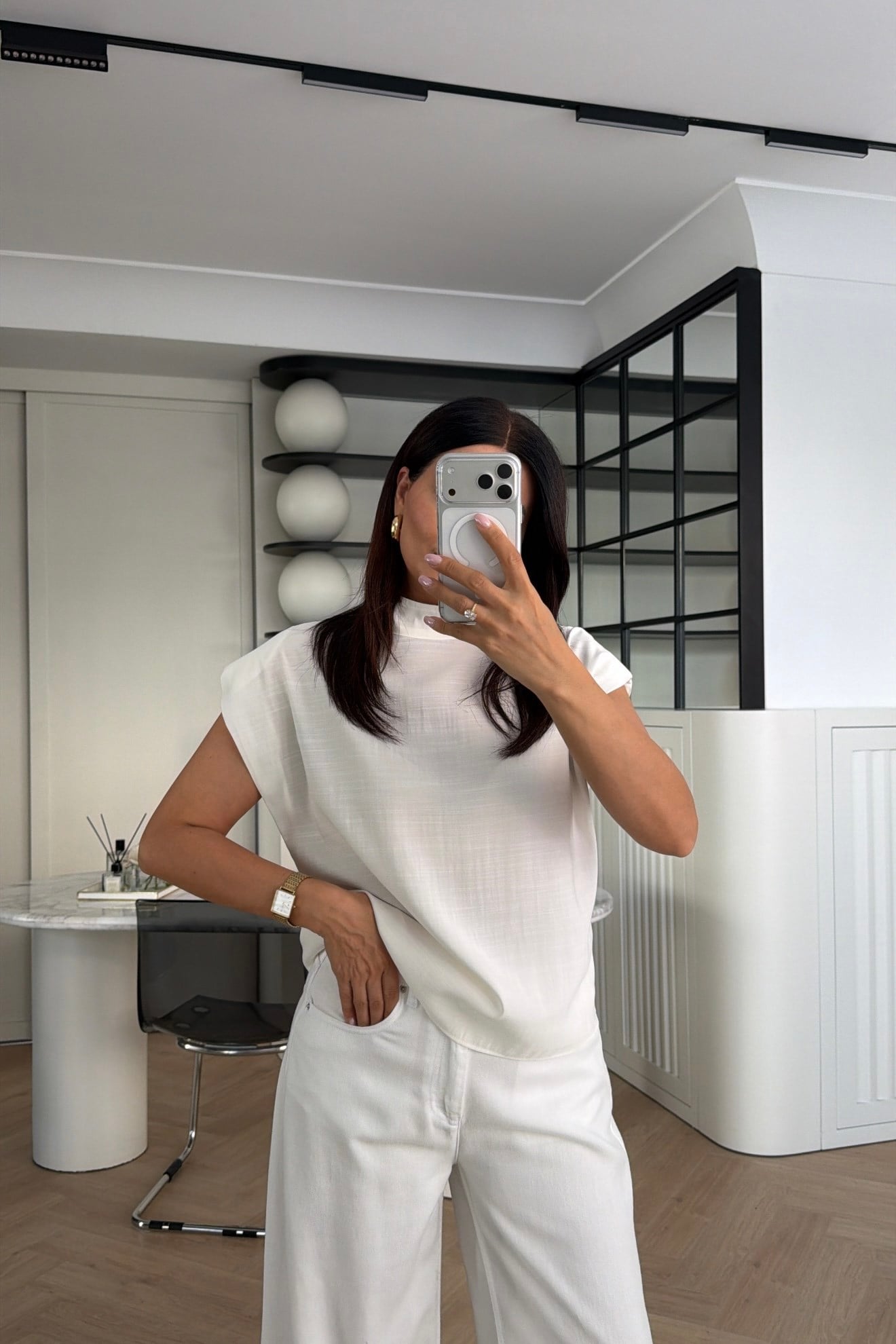 VATKALI LACİVERT ŞAL DETAYLI BLUZ BEYAZ 
