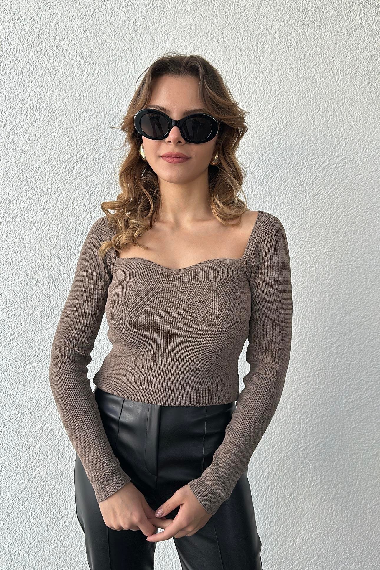 Vizon Kalp Yaka Çelik Triko