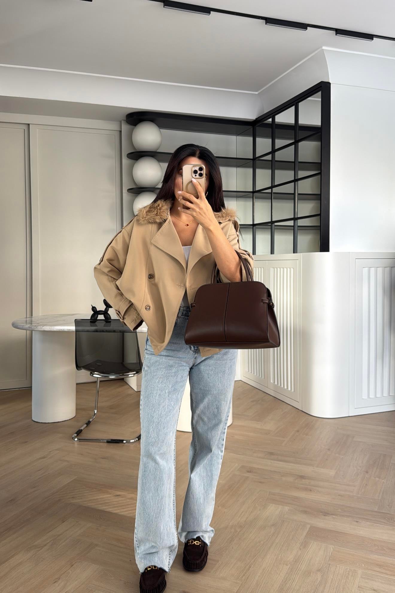 VİZON YAKASI KÜRKLÜ KISA TRENÇKOT