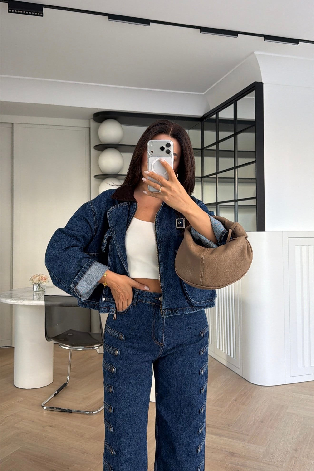 YAKASI KADİFE DETAYLI DENİM CROP KOT CEKET LACİVERT 