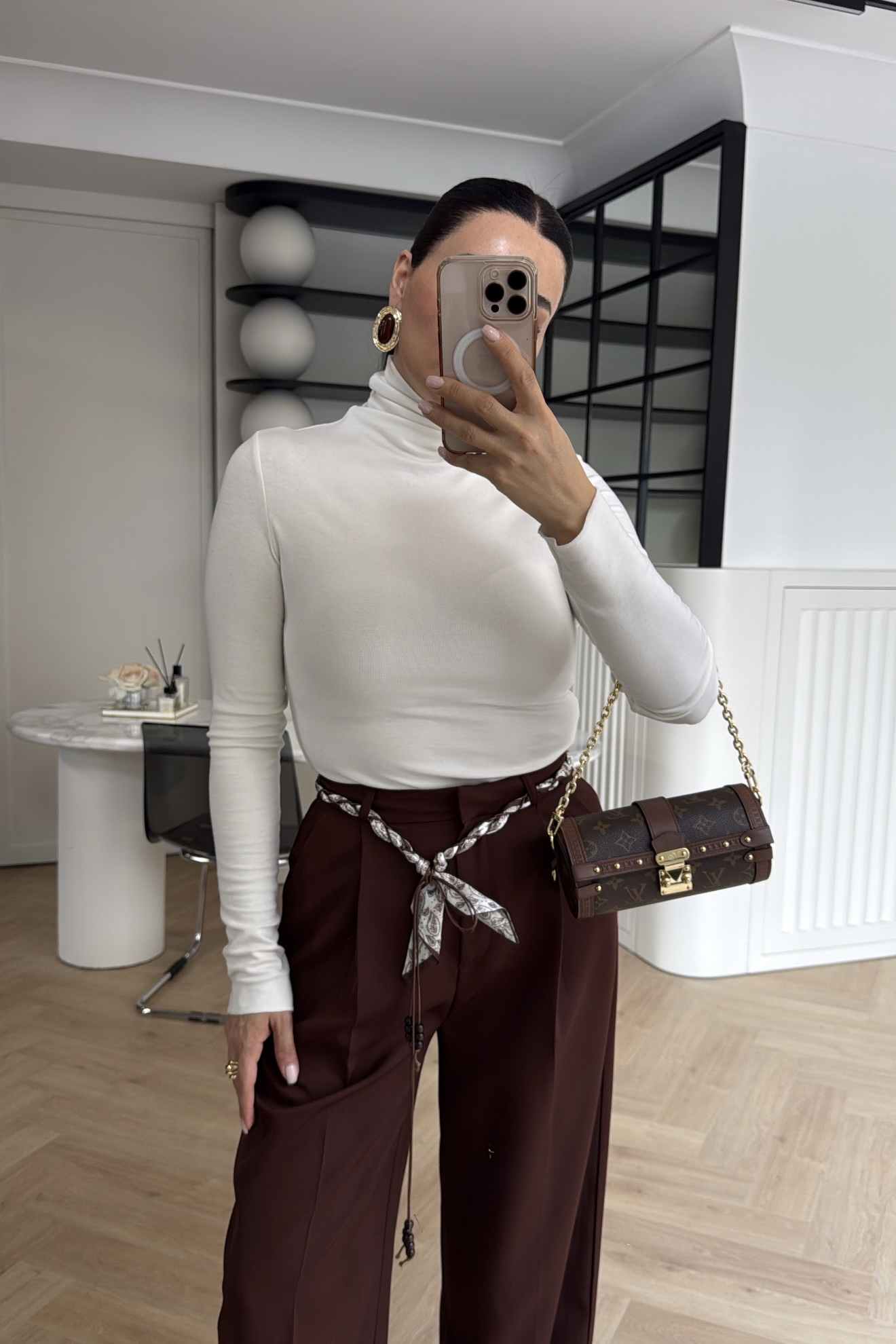 YÜKSEK BEL ŞAL KEMER DETAYLI WİDE LEG PANTOLON KAHVE